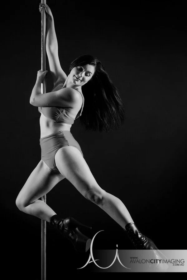 Adelaide Pole Photography bw IMG_3351-2.jpg
