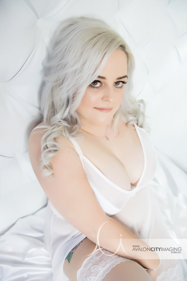 Bridal Boudoir Photography by Adelaide photographer 