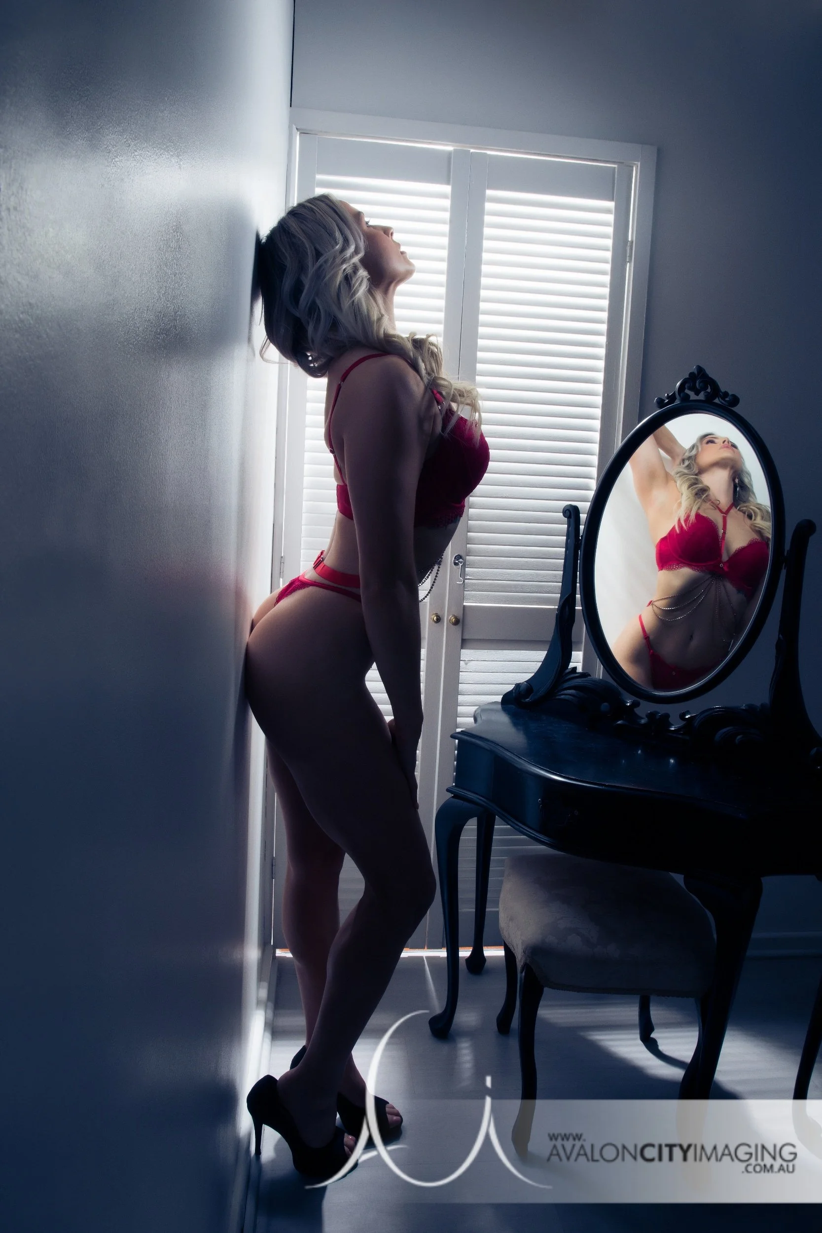Adelaide Boudoir Photographer 016A1474.jpg