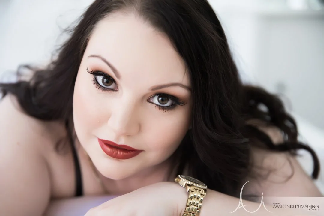 Bridal Boudoir Photography- gentle bridal glow.jpg