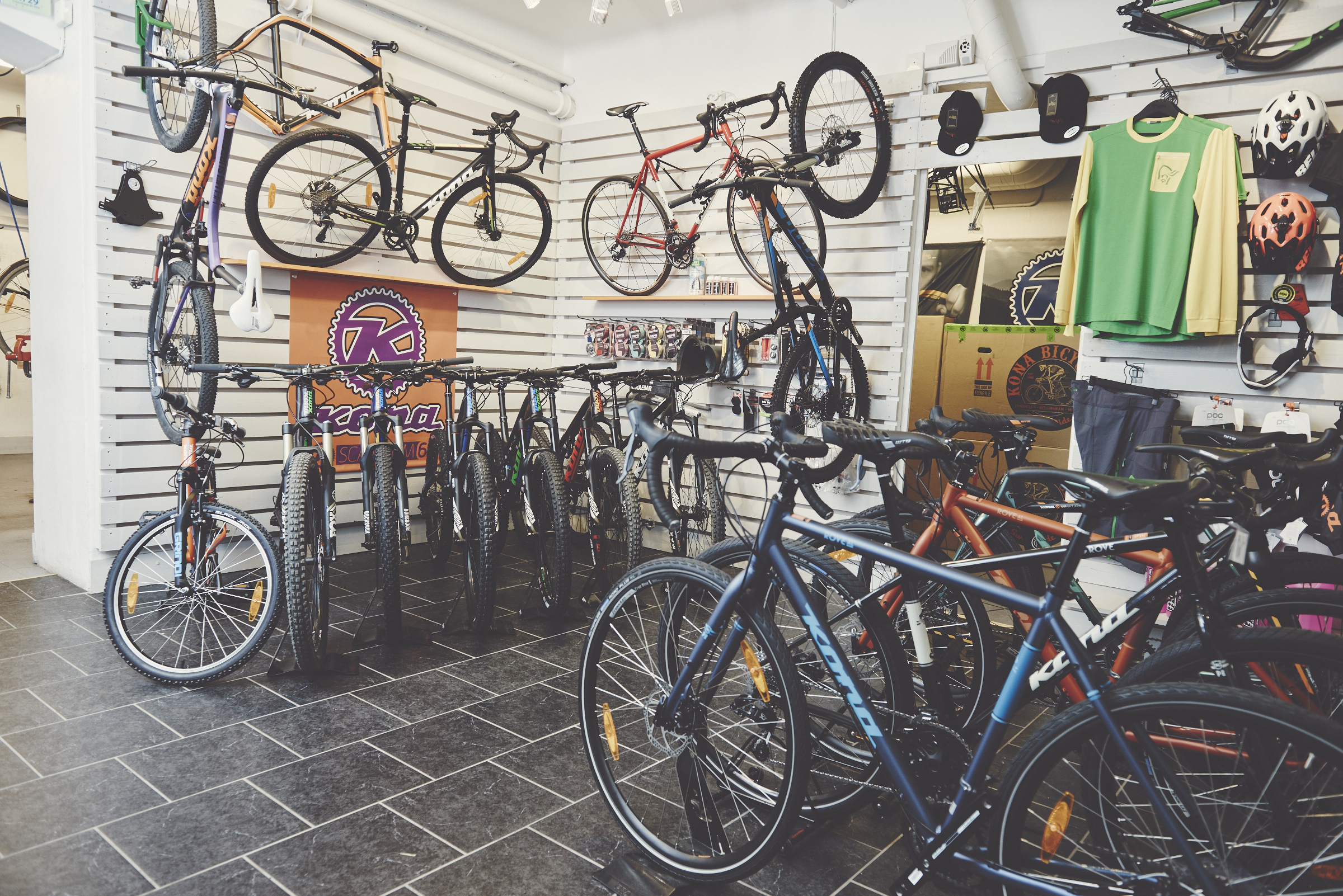 Lowres_dropinbikes_Kristofer Samuelsson Photography 14.jpg