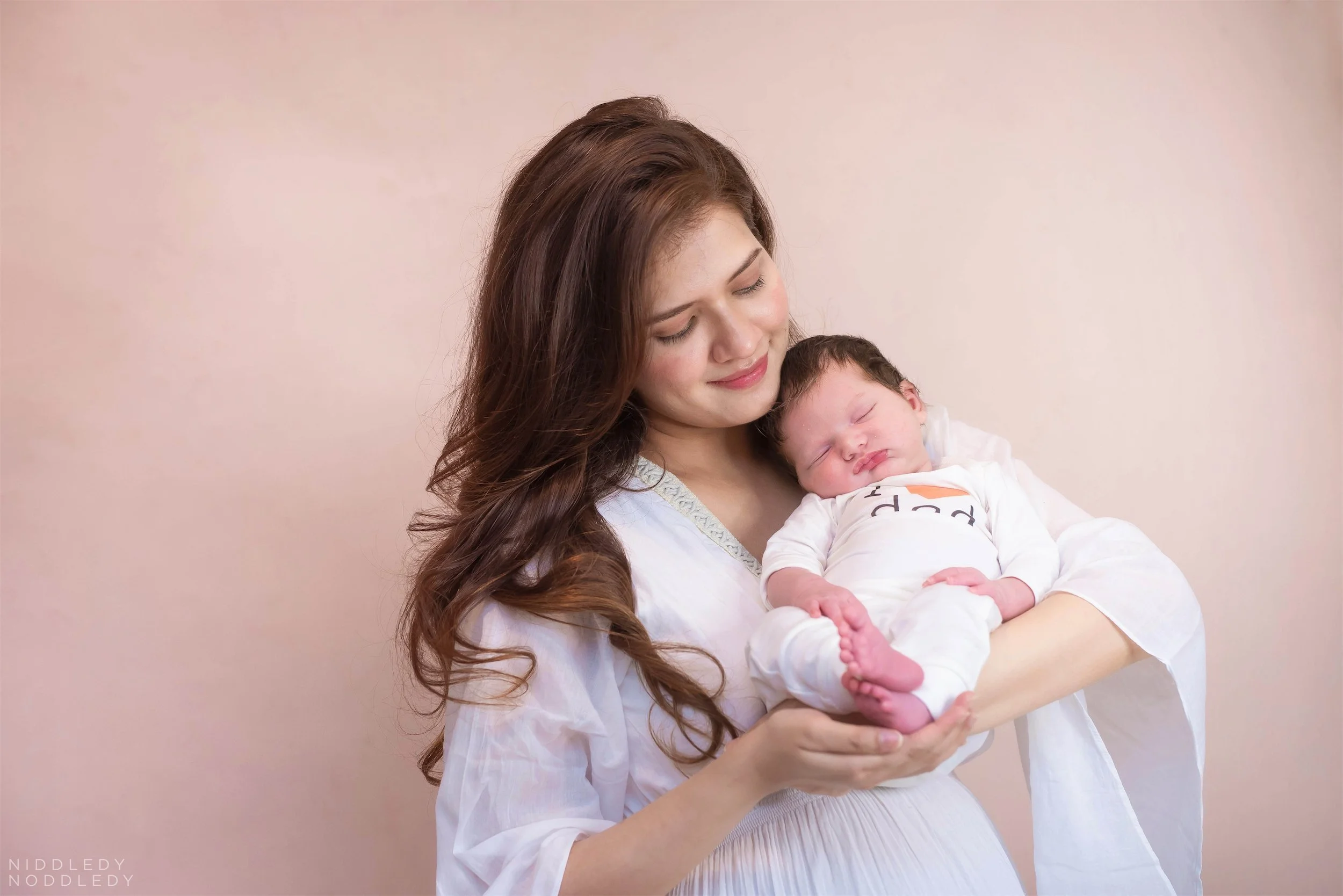 Guzel+Newborn+Photoshoot+❤+NiddledyNoddledy.com+~+Bumps+to+Babies+Photography,+Kolkata+-+03.jpg