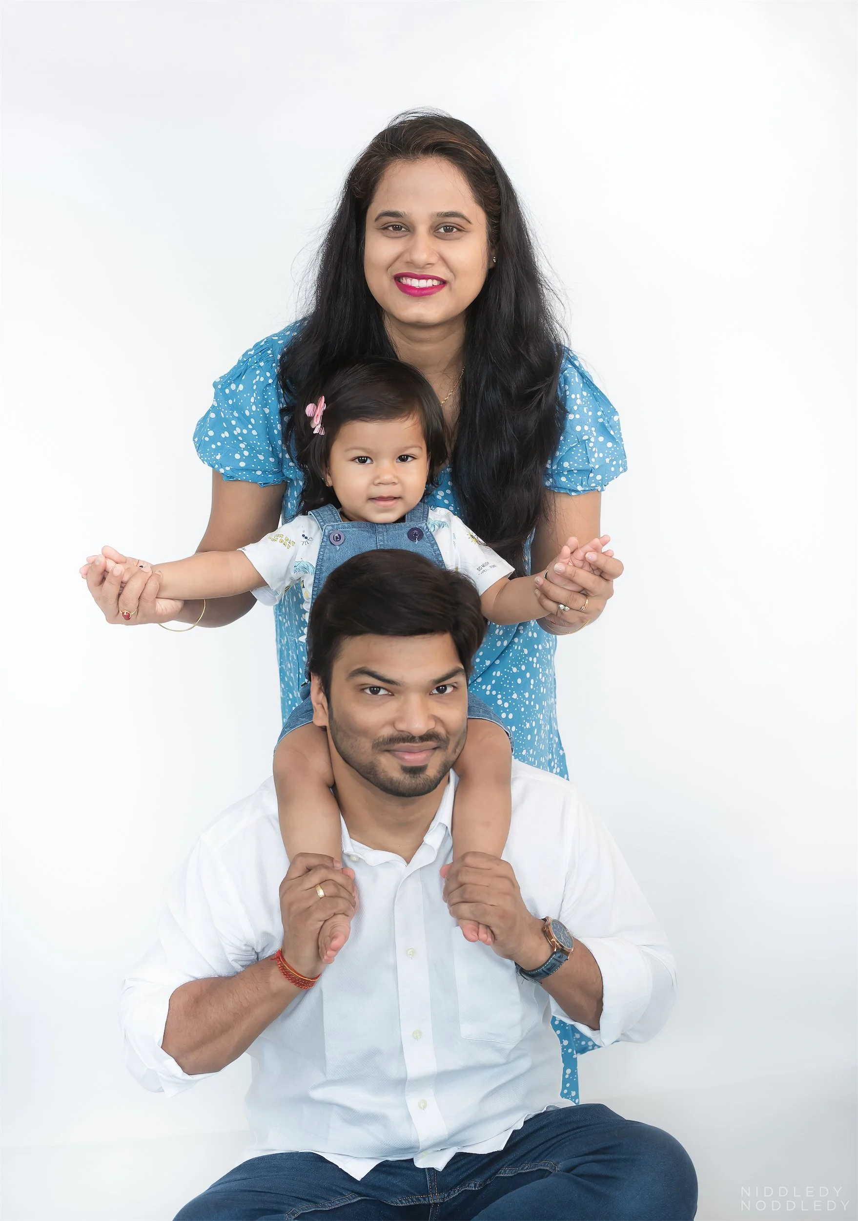 Aadvika Baby Cakesmash Photoshoot ❤ NiddledyNoddledy.com ~ Bumps to Babies Photography, Kolkata - 02.jpg