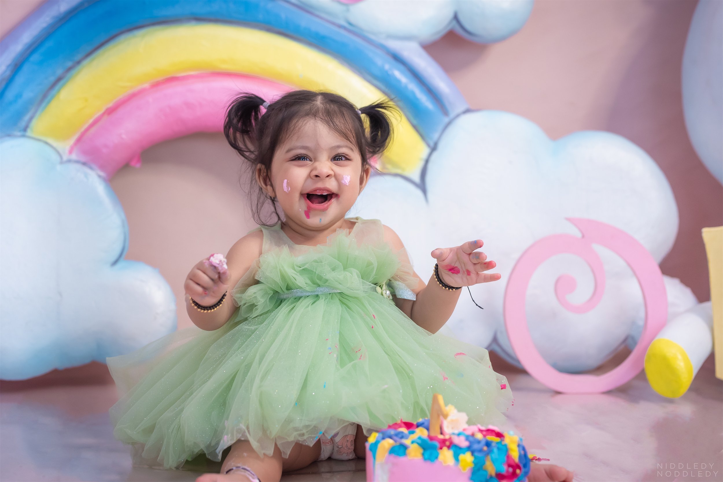 Kaira+Cakesmash+Baby+Photoshoot+❤+NiddledyNoddledy.com+~+Bumps+to+Babies+Photography,+Kolkata+-+20.jpg