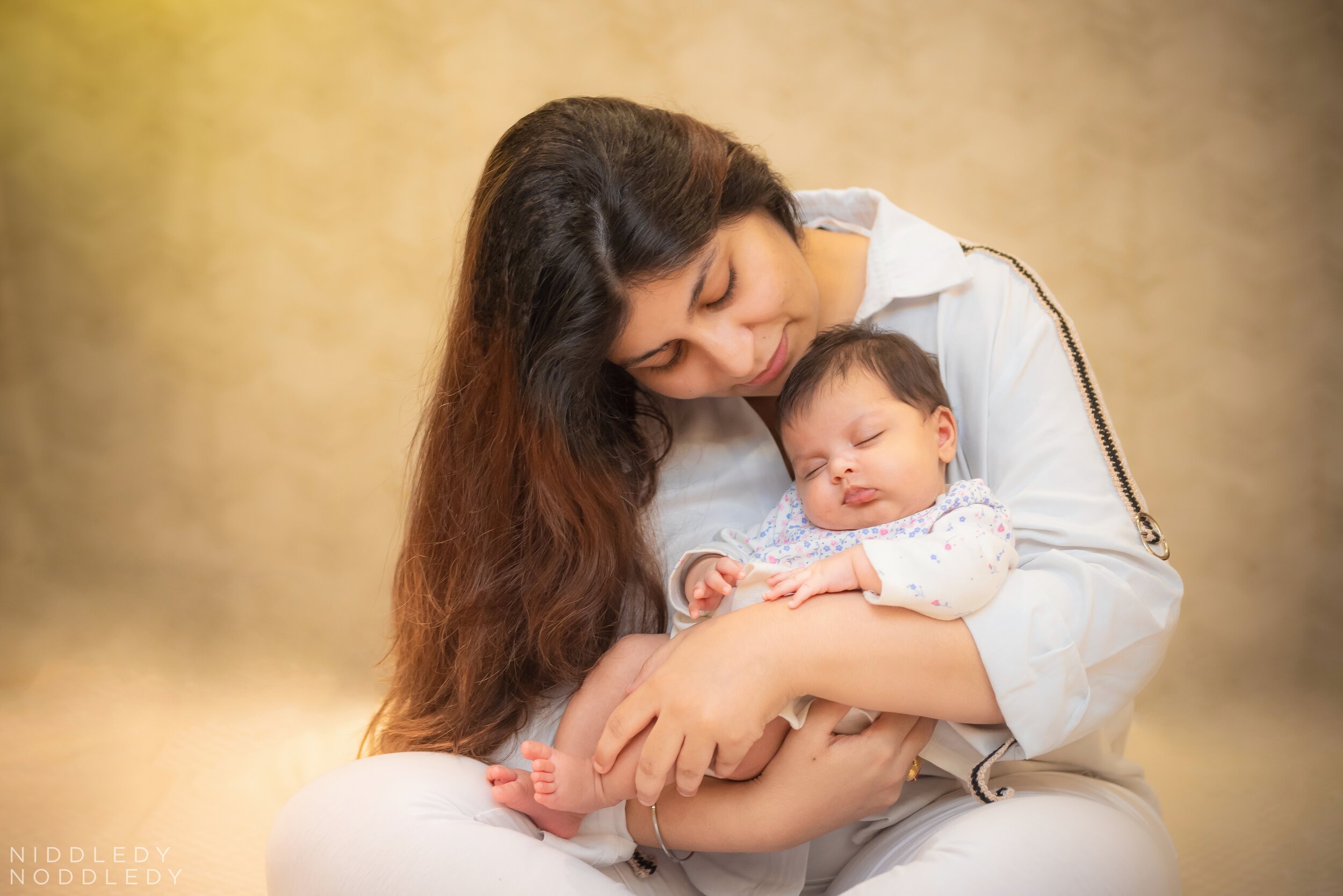 Wamika+Newborn+Photoshoot+❤+NiddledyNoddledy.com+~+Bumps+to+Babies+Photography,+Kolkata+-+15.jpg