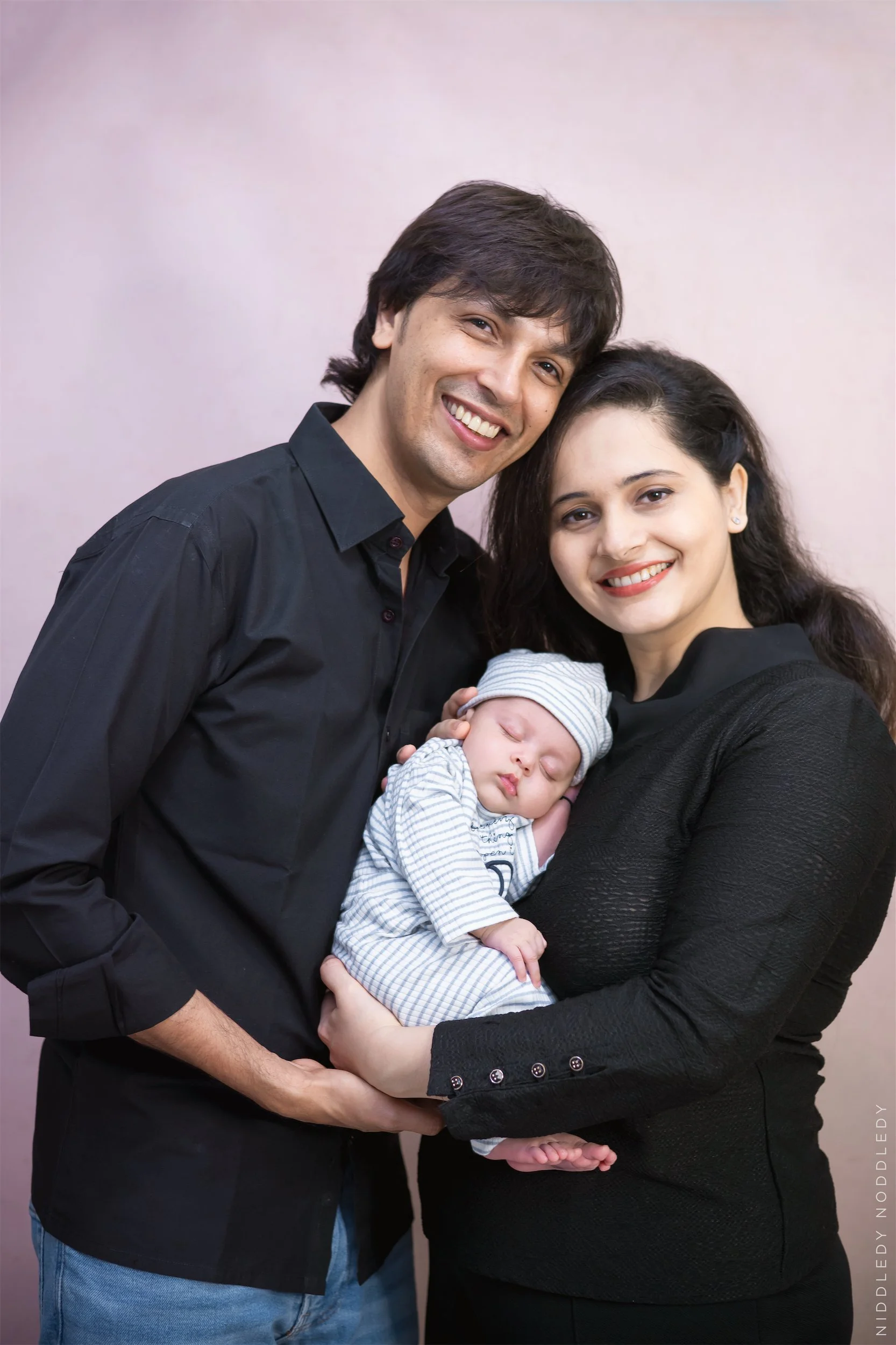 Veda Newborn Baby Photoshoot ❤ NiddledyNoddledy.com ~ Bumps to Babies Photography, Kolkata - 10.jpg