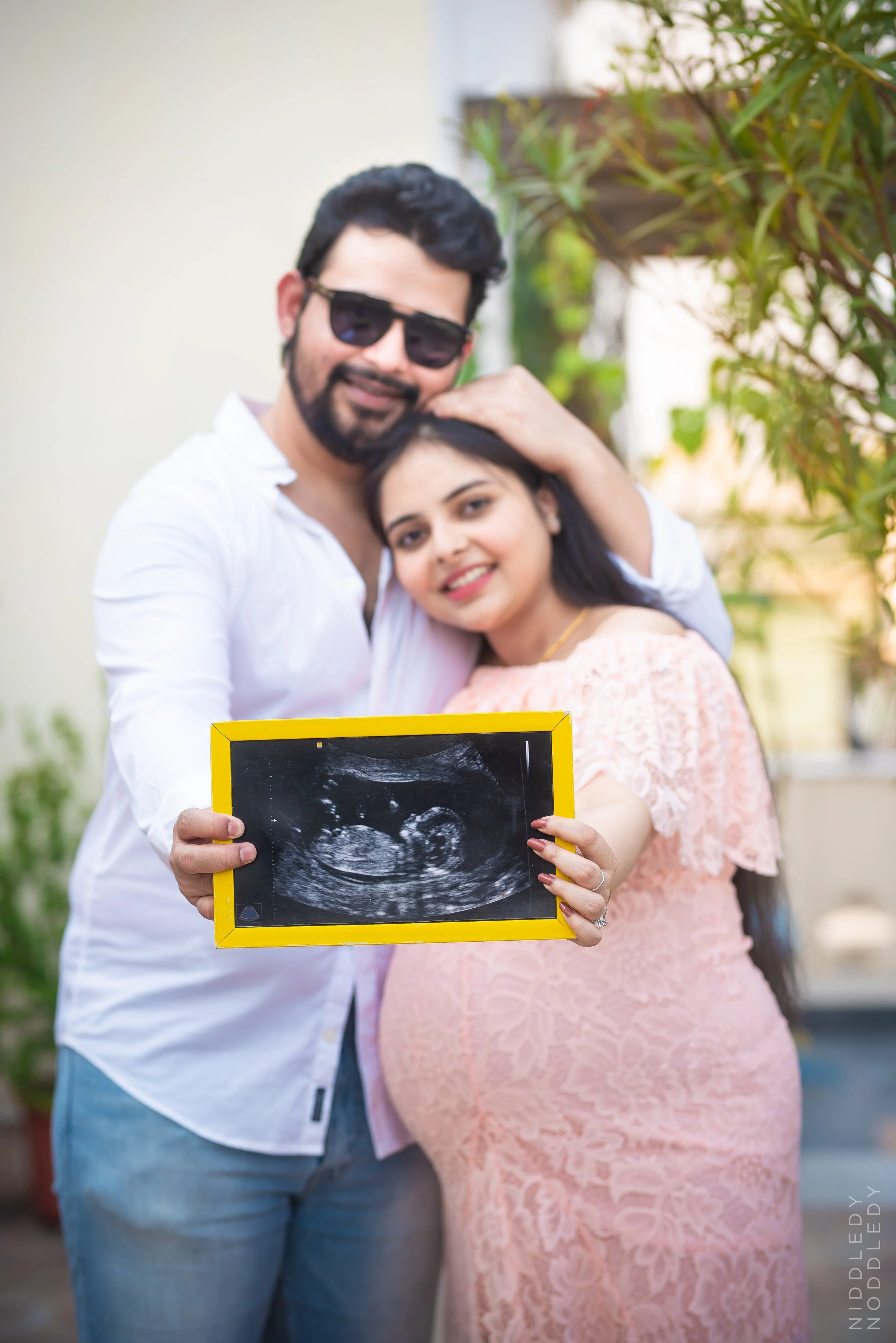 Shreya+Maternity+Photoshoot+❤+NiddledyNoddledy.com+~+Bumps+to+Babies+Photography,+Kolkata+-+03.jpg
