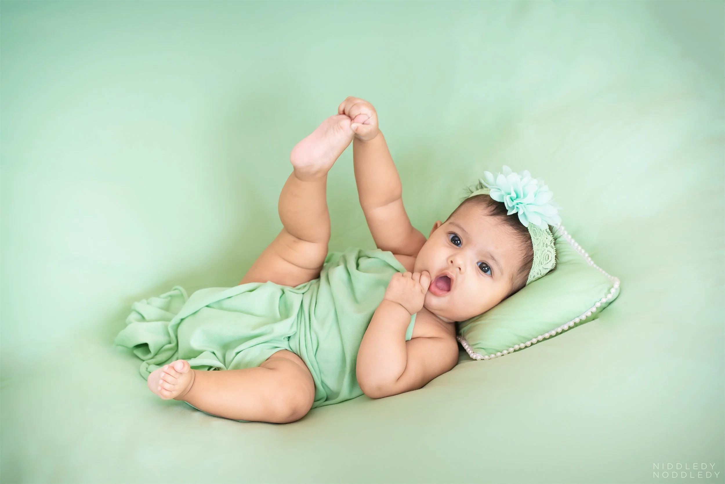 Tridha+Newborn+Photoshoot+❤+NiddledyNoddledy.com+~+Bumps+to+Babies+Photography,+Kolkata+-+12.jpg