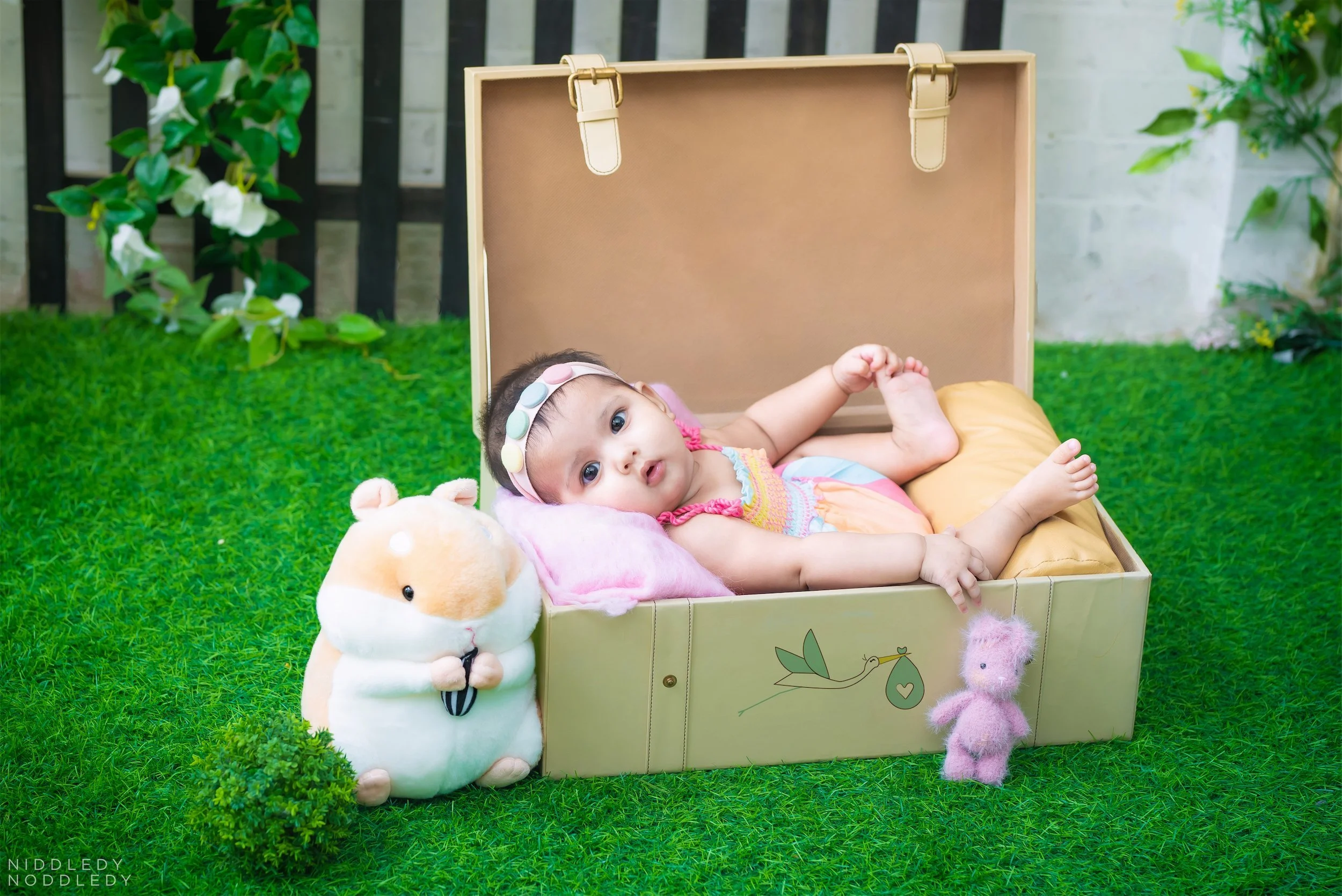Tridha+Newborn+Photoshoot+❤+NiddledyNoddledy.com+~+Bumps+to+Babies+Photography,+Kolkata+-+09.jpg