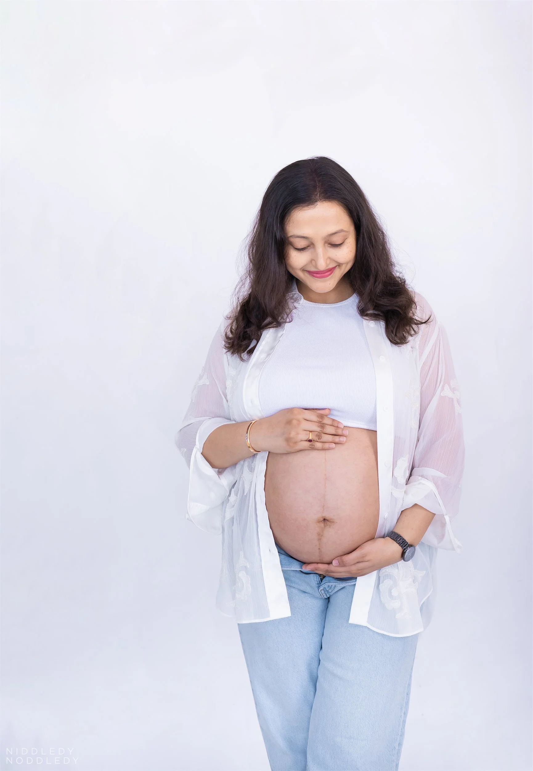 Amrita+Maternity+Photoshoot+❤+NiddledyNoddledy.com+~+Bumps+to+Babies+Photography,+Kolkata+-+02.jpg