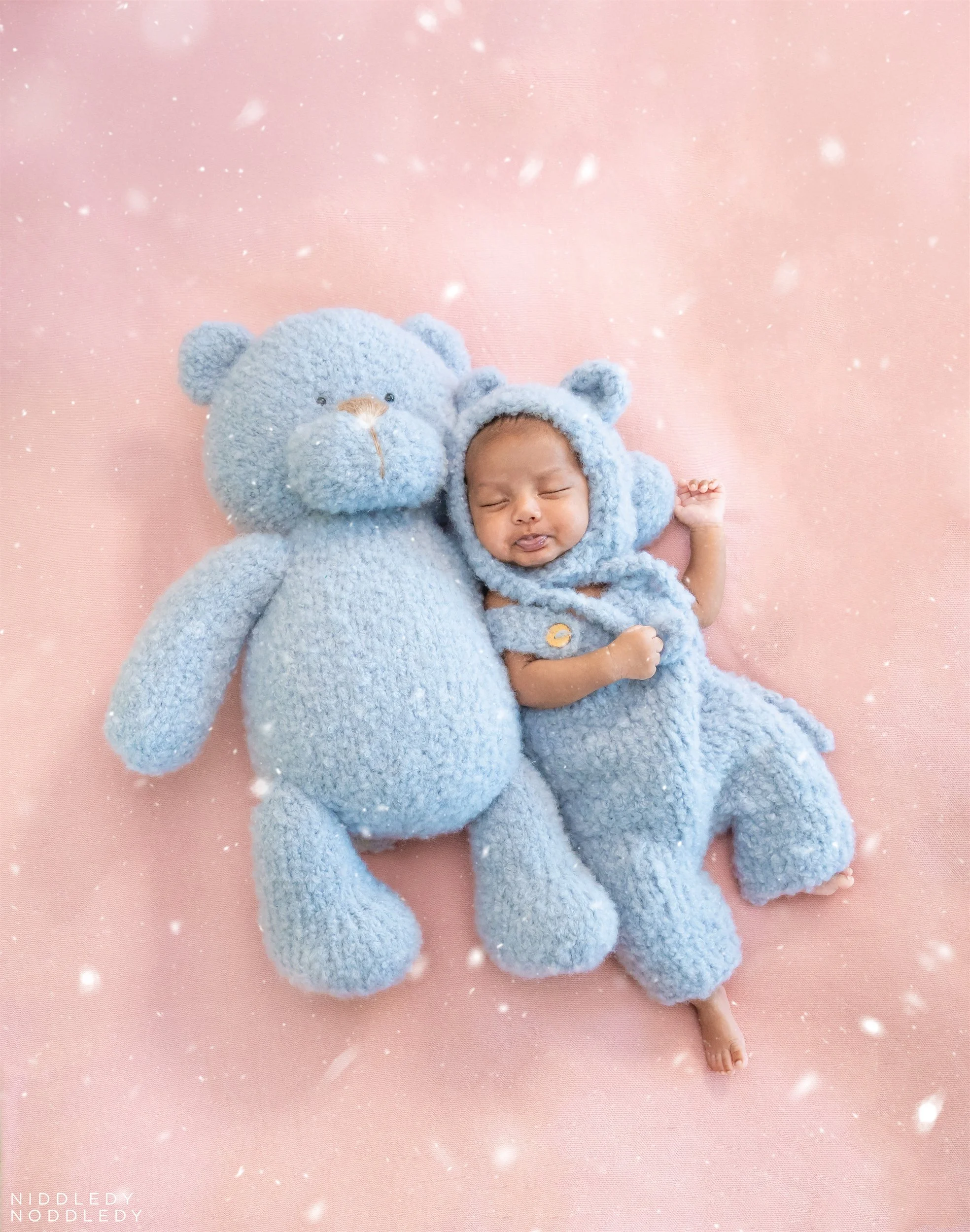 Smayaan Newborn Baby Photoshoot ❤ NiddledyNoddledy.com ~ Bumps to Babies Photography, Kolkata - 05.jpg