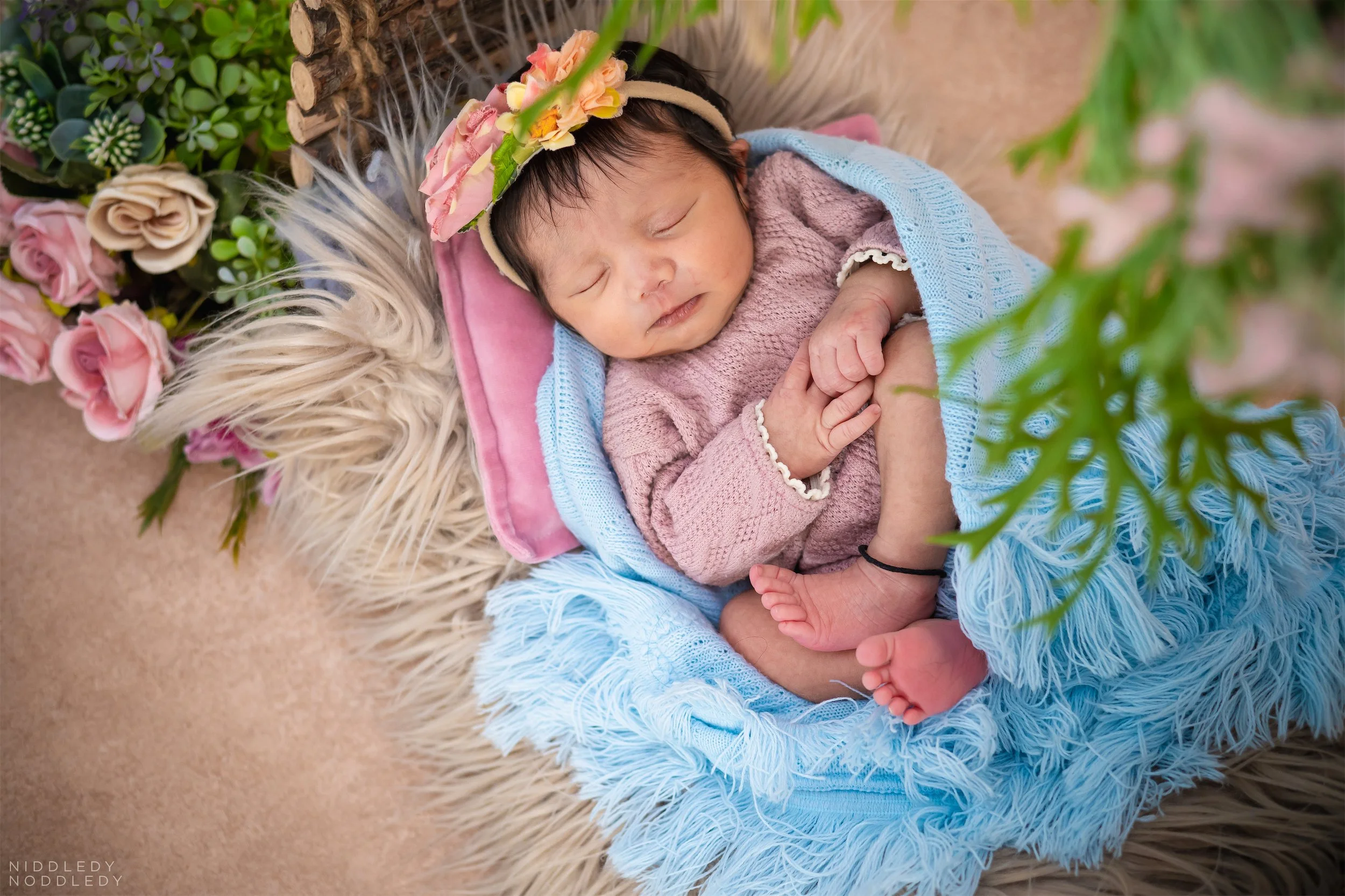 Twareita Newborn Baby Photoshoot ❤ NiddledyNoddledy.com ~ Bumps to Babies Photography, Kolkata - 03.jpg