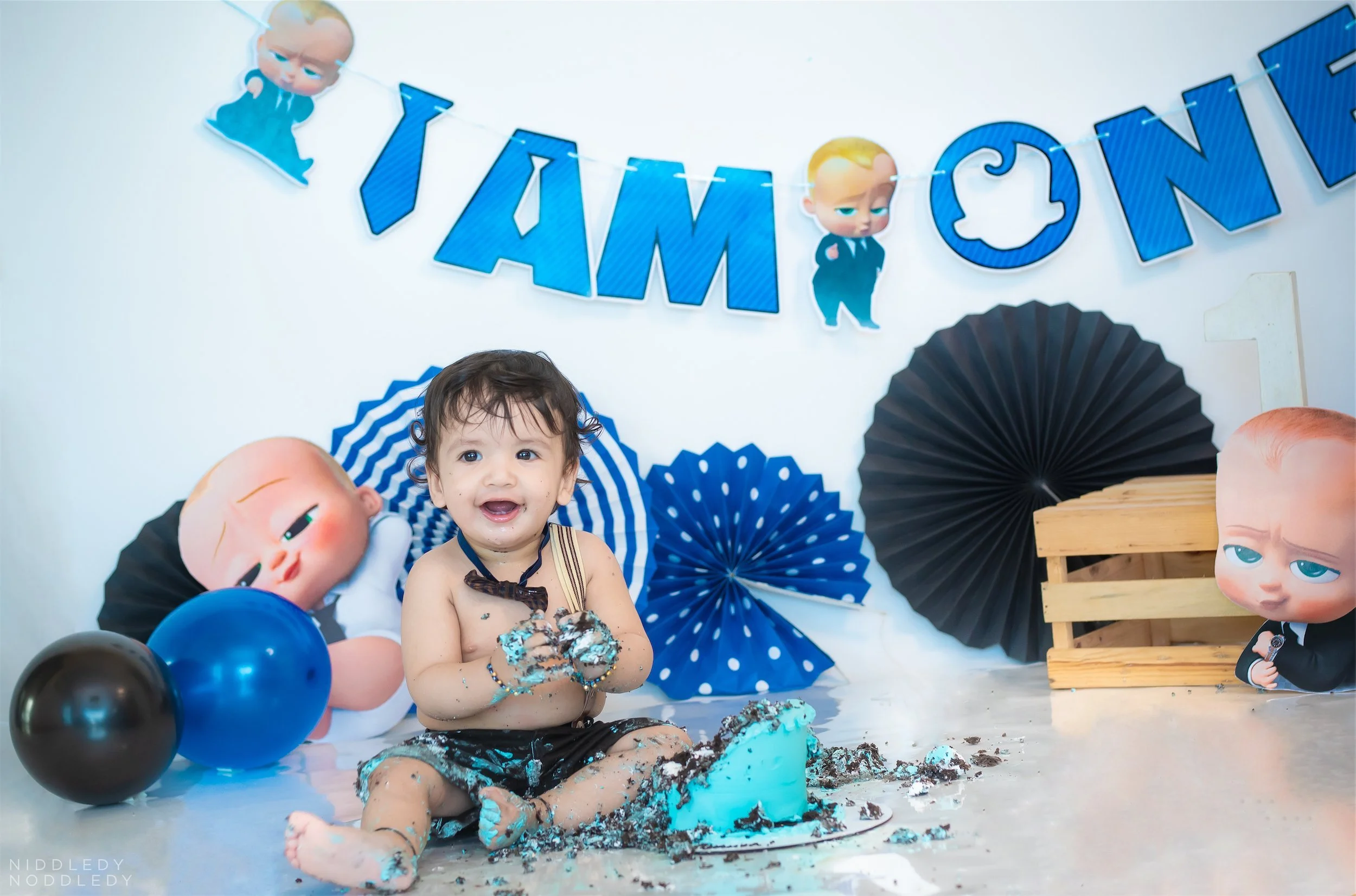 Riyanshh+Baby+Cakesmash+Photoshoot+❤+NiddledyNoddledy.com+~+Bumps+to+Babies+Photography,+Kolkata+-+09.jpg