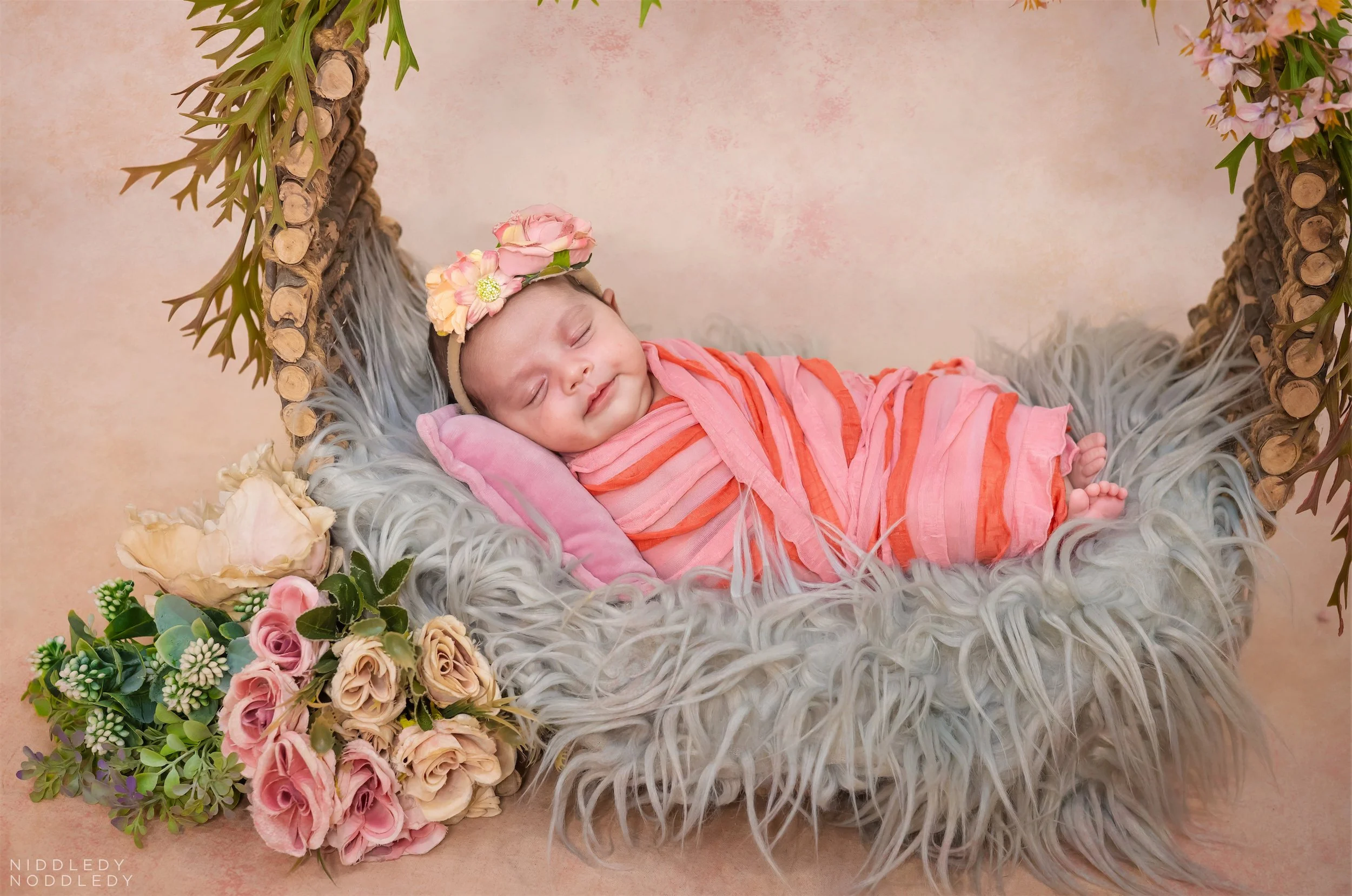 Tara Newborn Baby Photoshoot ❤ NiddledyNoddledy.com ~ Bumps to Babies Photography, Kolkata - 17.jpg