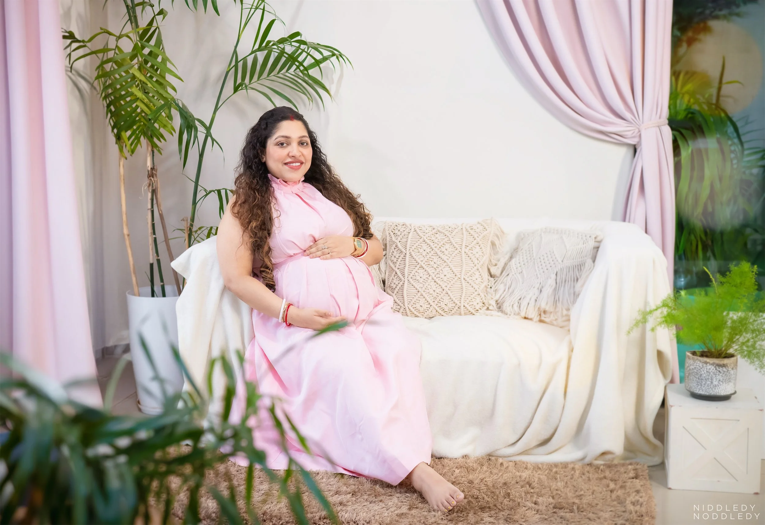 Trisha Maternity Photoshoot ❤ NiddledyNoddledy.com ~ Bumps to Babies Photographer, Kolkata - 03.jpg