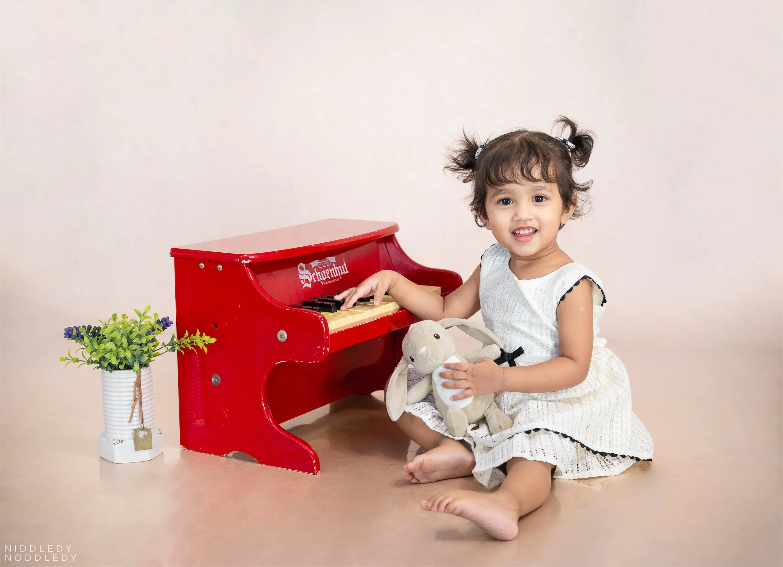 Aarna Baby Photoshoot ❤ NiddledyNoddledy.com ~ Bumps to Babies Photographer, Kolkata - 11.jpg