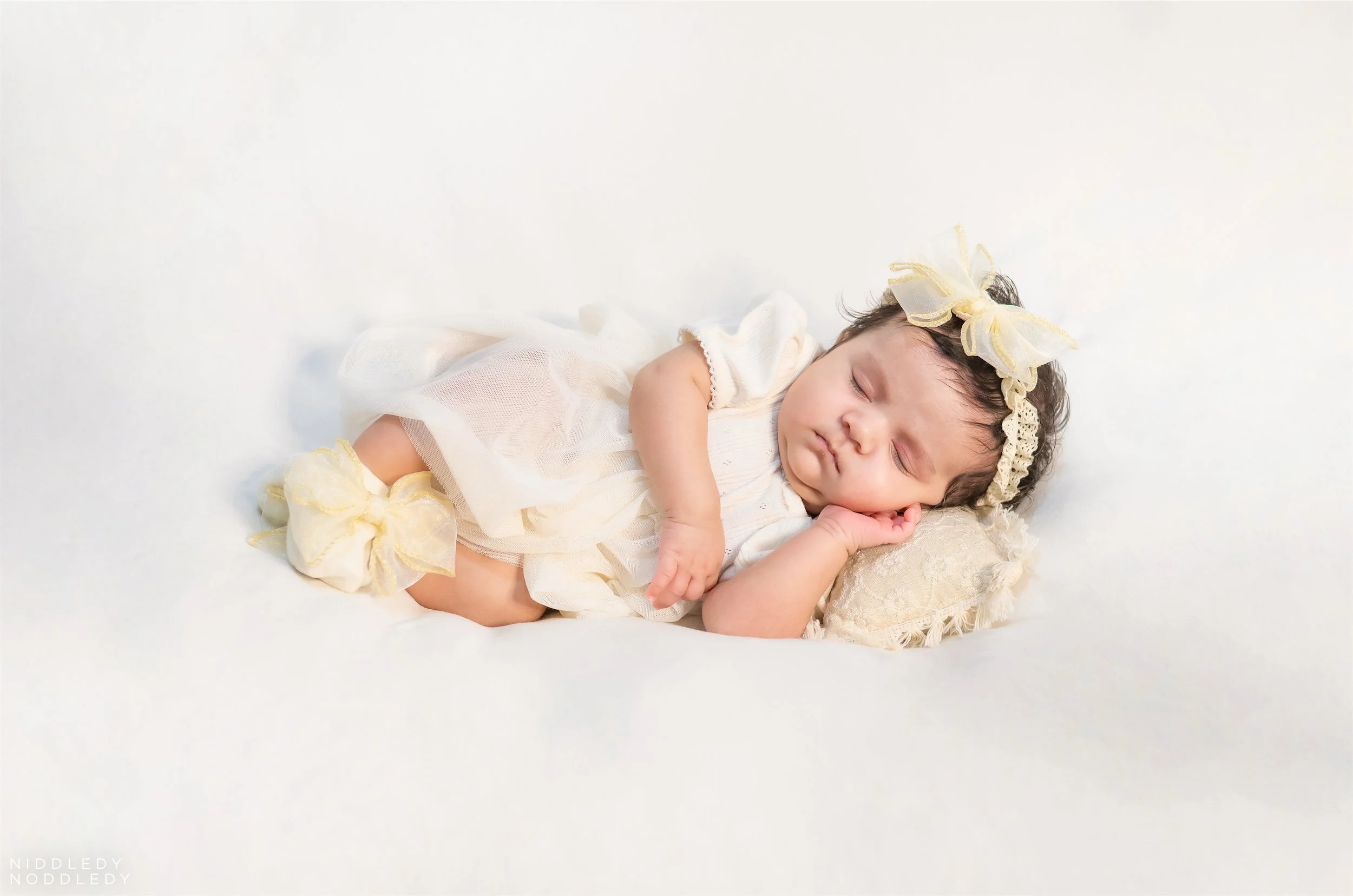 Shloka Newborn Baby Photoshoot ❤ NiddledyNoddledy.com ~ Bumps to Babies Photographer, Kolkata - 12.jpg