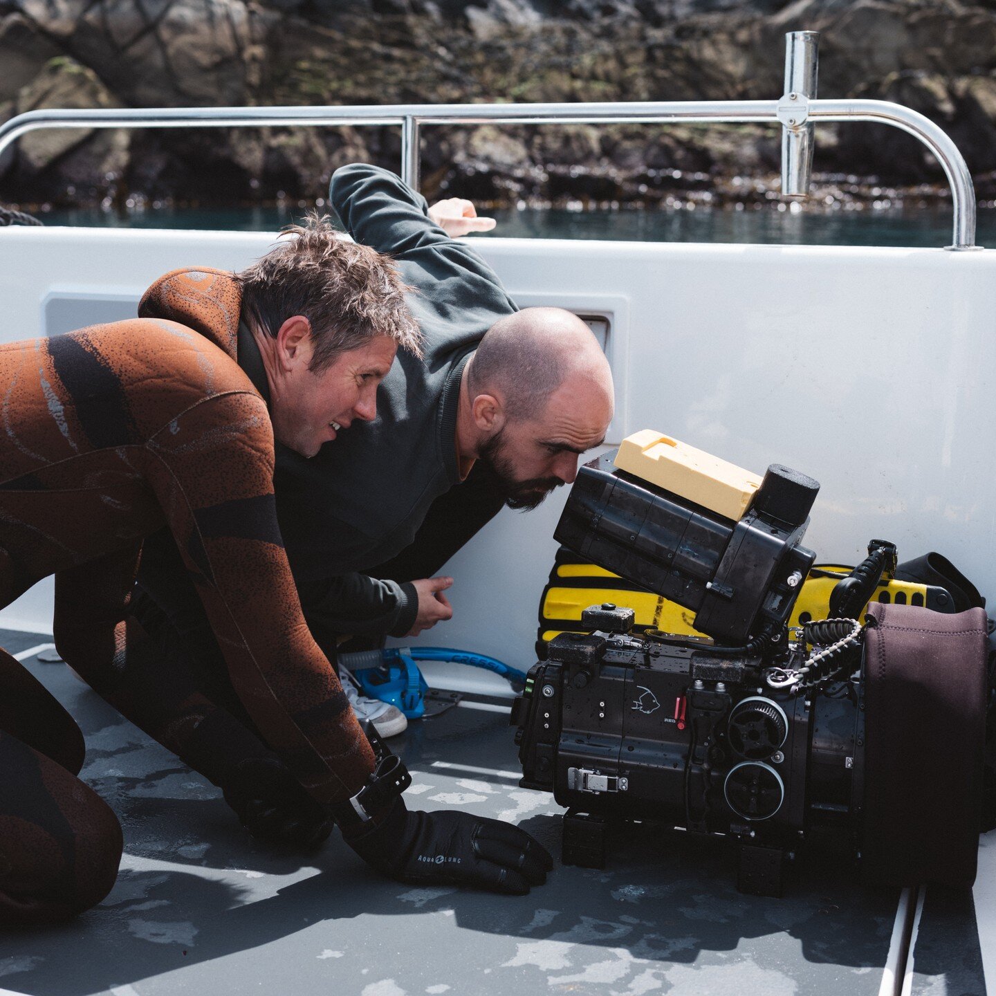 Checking out what's happening beneath the waves on what is possibly the heaviest camera rig in existence. Sneaky #BTS shot while filming The Sea and Me (Link on my website). #documentary #filmmaking Thanks @billybarraclough for the pic.