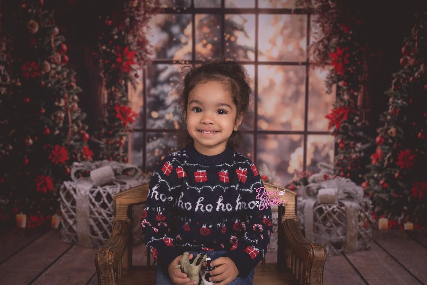 How handsome does this little man look in his Christmas outfits&hellip;.too cute 🥹❤️

#surreyphotographer #surreyfamilyphotographer #bucksfamilyphotographer 

Christmas photography 
Family photographer near me

#surreyfamilyphotographer #bucksmums #
