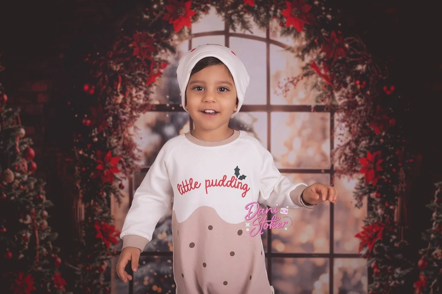 What a cute little pudding ❤️

#surreyphotographer #surreyfamilyphotographer #bucksfamilyphotographer 

Christmas photography 
Family photographer near me

#surreyfamilyphotographer #bucksmums #surreycakesmashphotographer