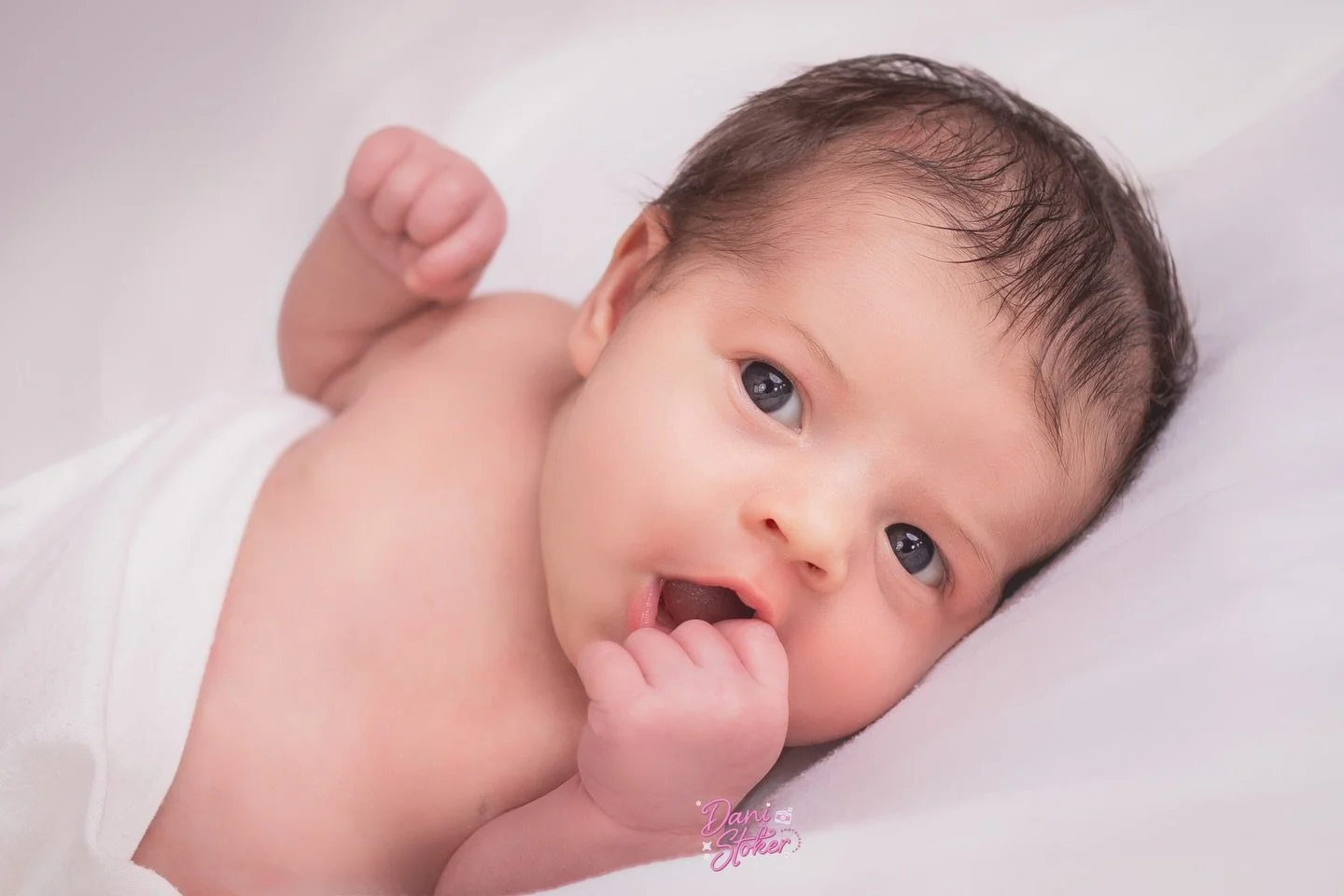 Swipe for smiles 💕

#surreyfamilyphotographer #surreynewbornphotographer #bucksmums #hampshiremums