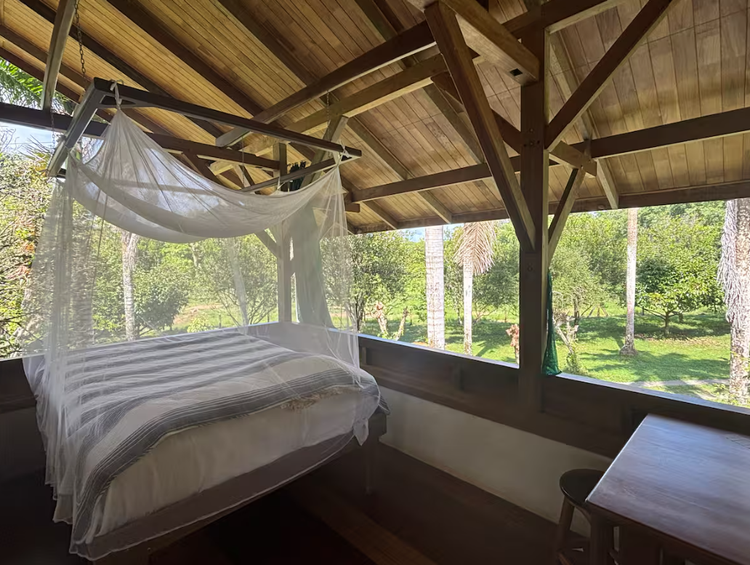 costa+rica+lodge+bedroom.webp