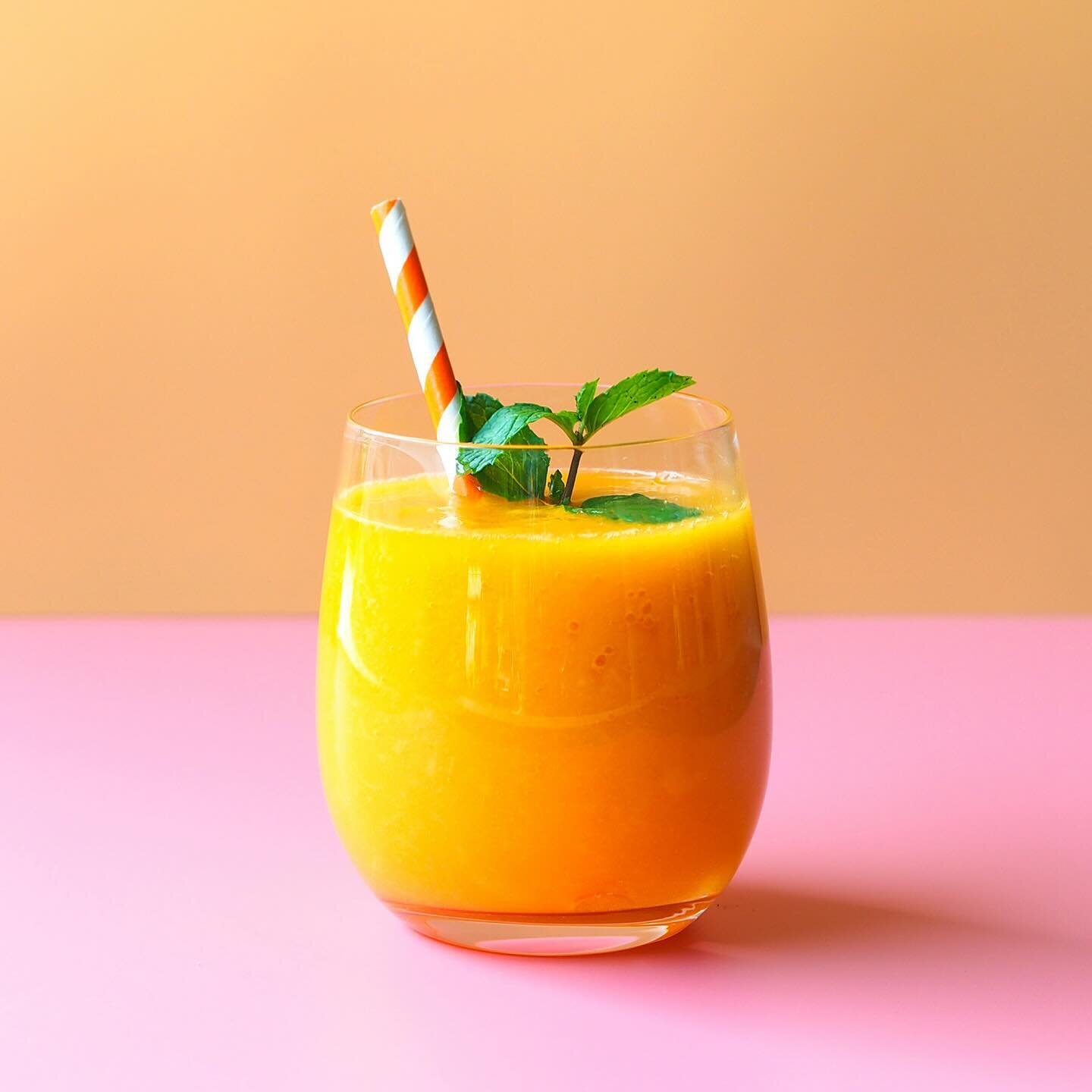 Cheers to a new year! Grab some of my favorite smoothie recipes via this @refinery29 post (link in bio):
https://www.refinery29.com/en-us/quick-healthy-smoothies-gut-health

Recipes are from my book, Drink Your Way to Gut Health! Cheers to the year a