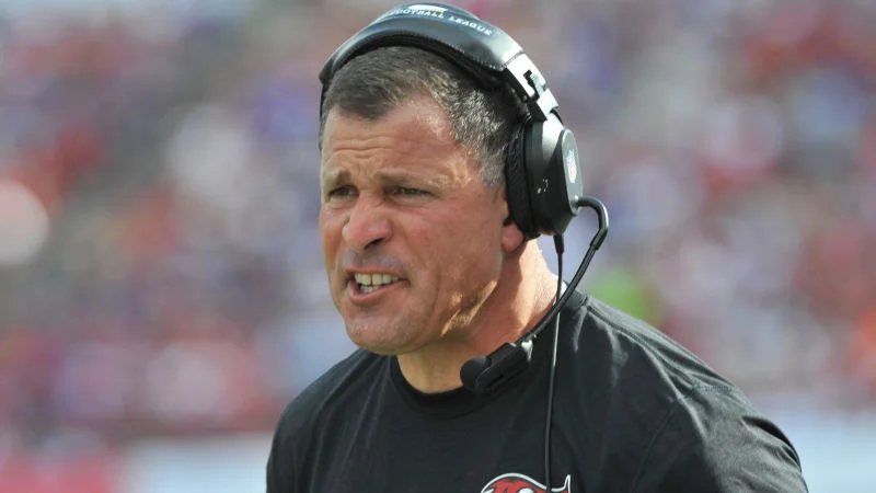 on sound, fury, and #schiaNO: how Knoxville and Tennessee football burned to the ground in an afternoon 