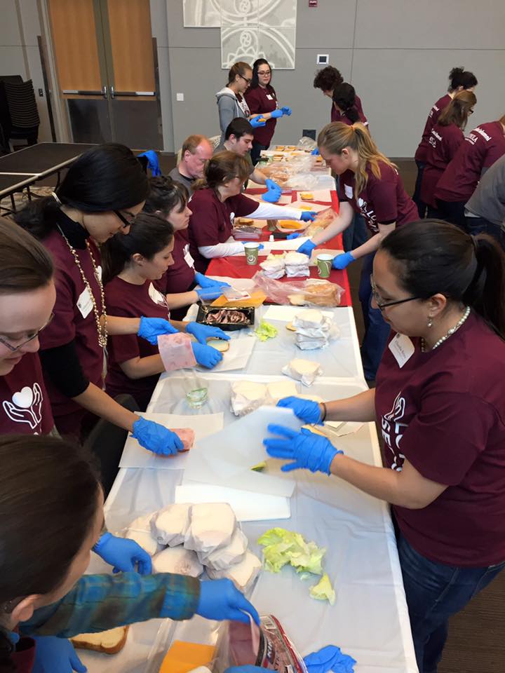Loyola University Chicago Jesuit Alumni Service Day: April 30, 2016 (Photo by Loyola University Chicago)