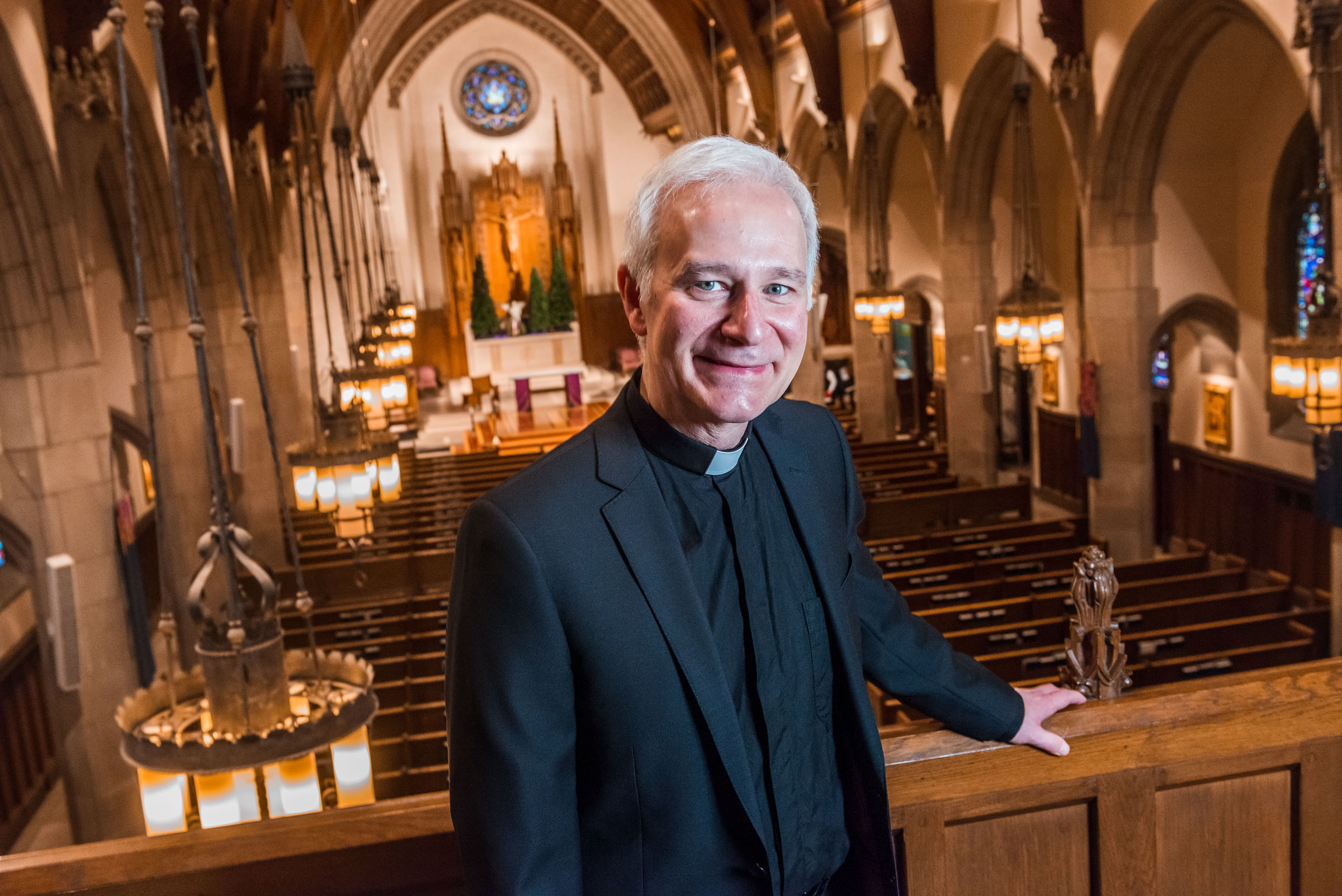 Rev. Joseph Costantino, S.J., Pastor of ST. IGNATIUS CHURCH in CHESTNUT HILL, MA (Photo by Gary Gilbert, Boston College)