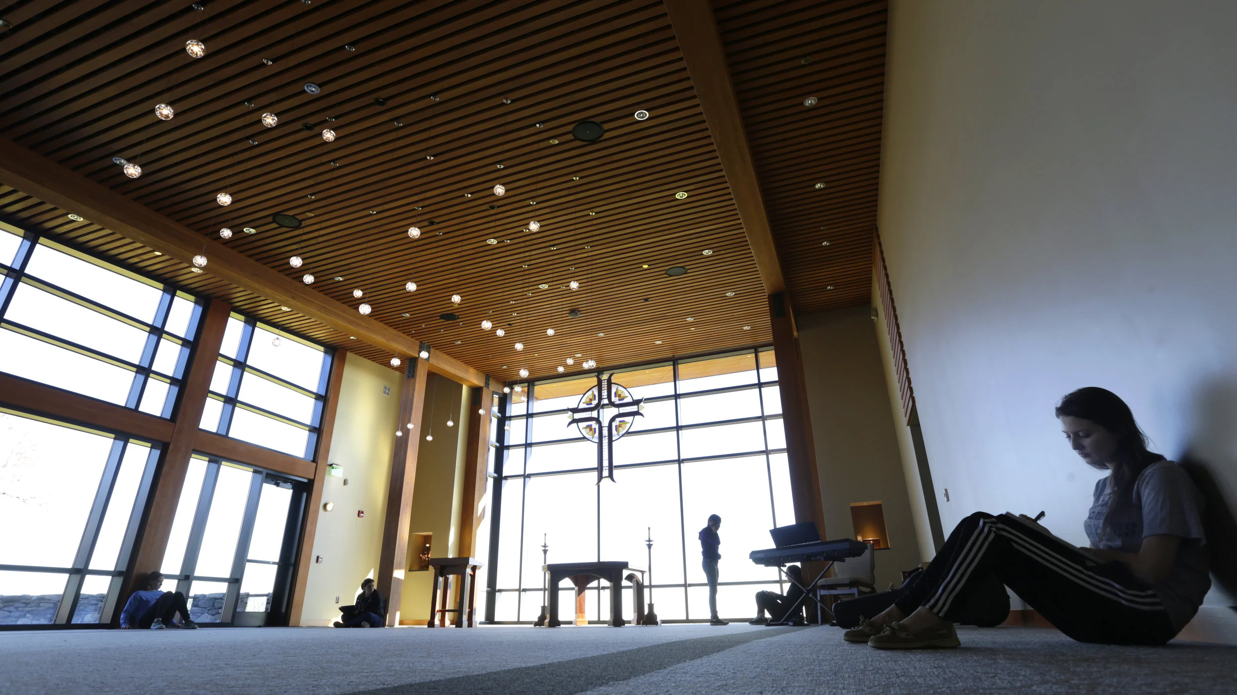 Interior of the Thomas P. Joyce ’59 Contemplative Center (photo by Tom Retigg for the College of the Holy Cross)