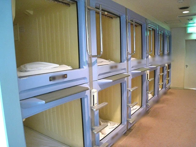 Capsule Hotel
