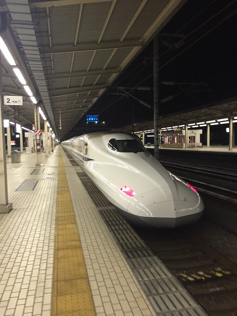Kodama Shinkansen's N700 series reaching speeds up to 186 mph (300km/h).. PHOTO BY FLICKR@Yuya Tamai