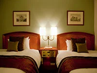 Twin Bed Room