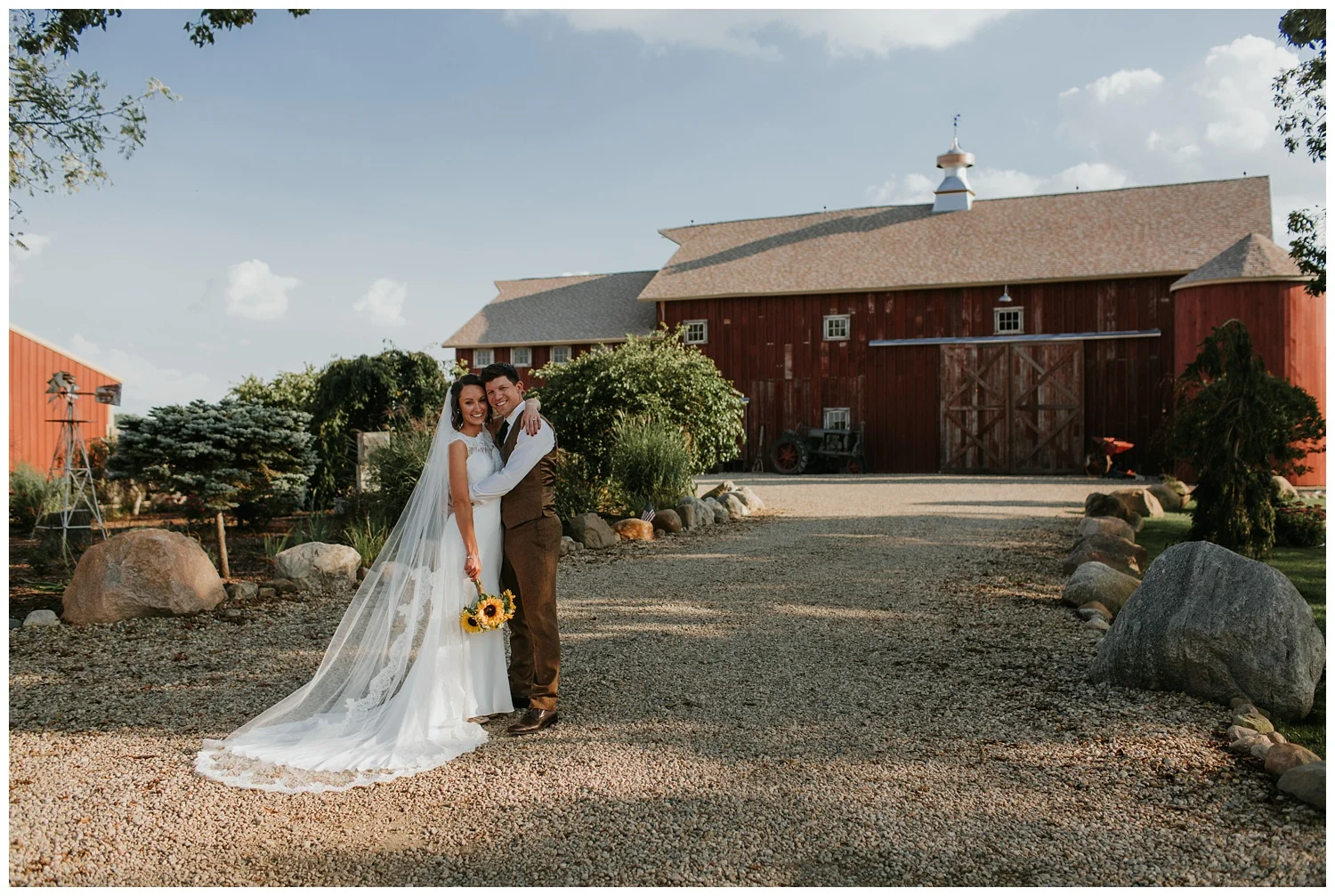 Blissful Barn Wedding Three Oaks Michigan47.jpg