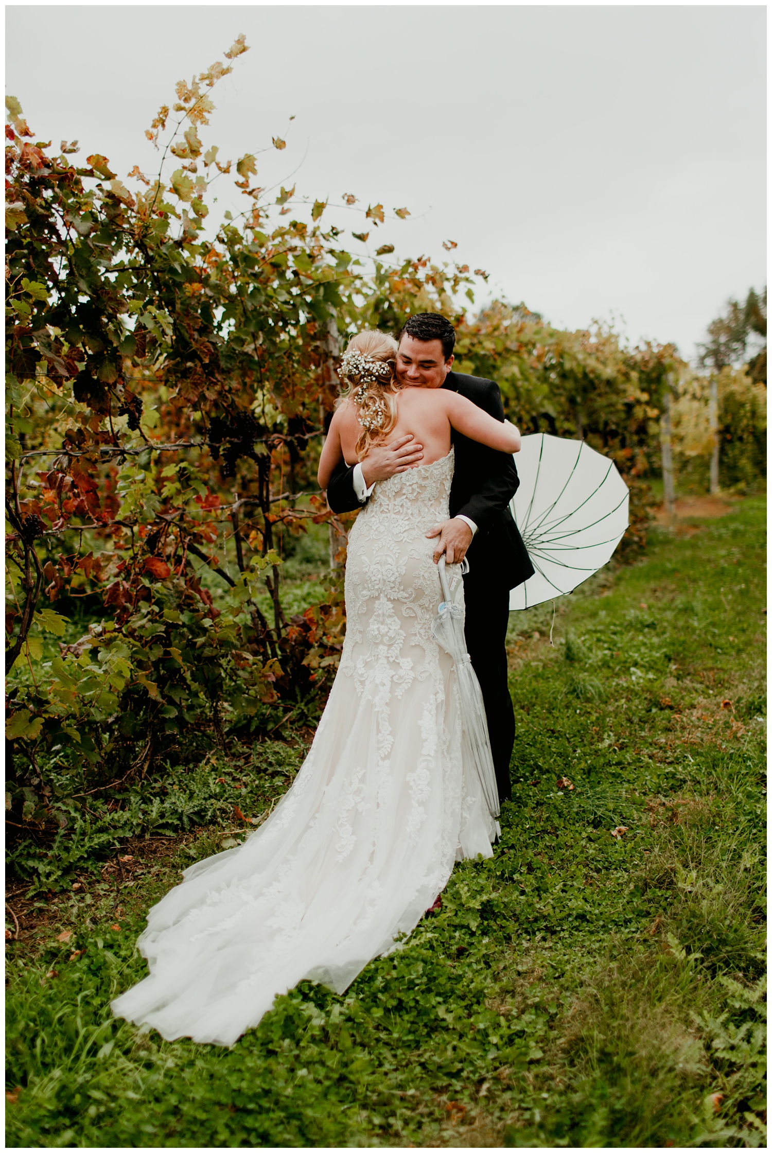 taborhillwineryweddingvineyardoutdoorfalljournalisticfineartsouthwestmichigannorthwestindiana23.jpg