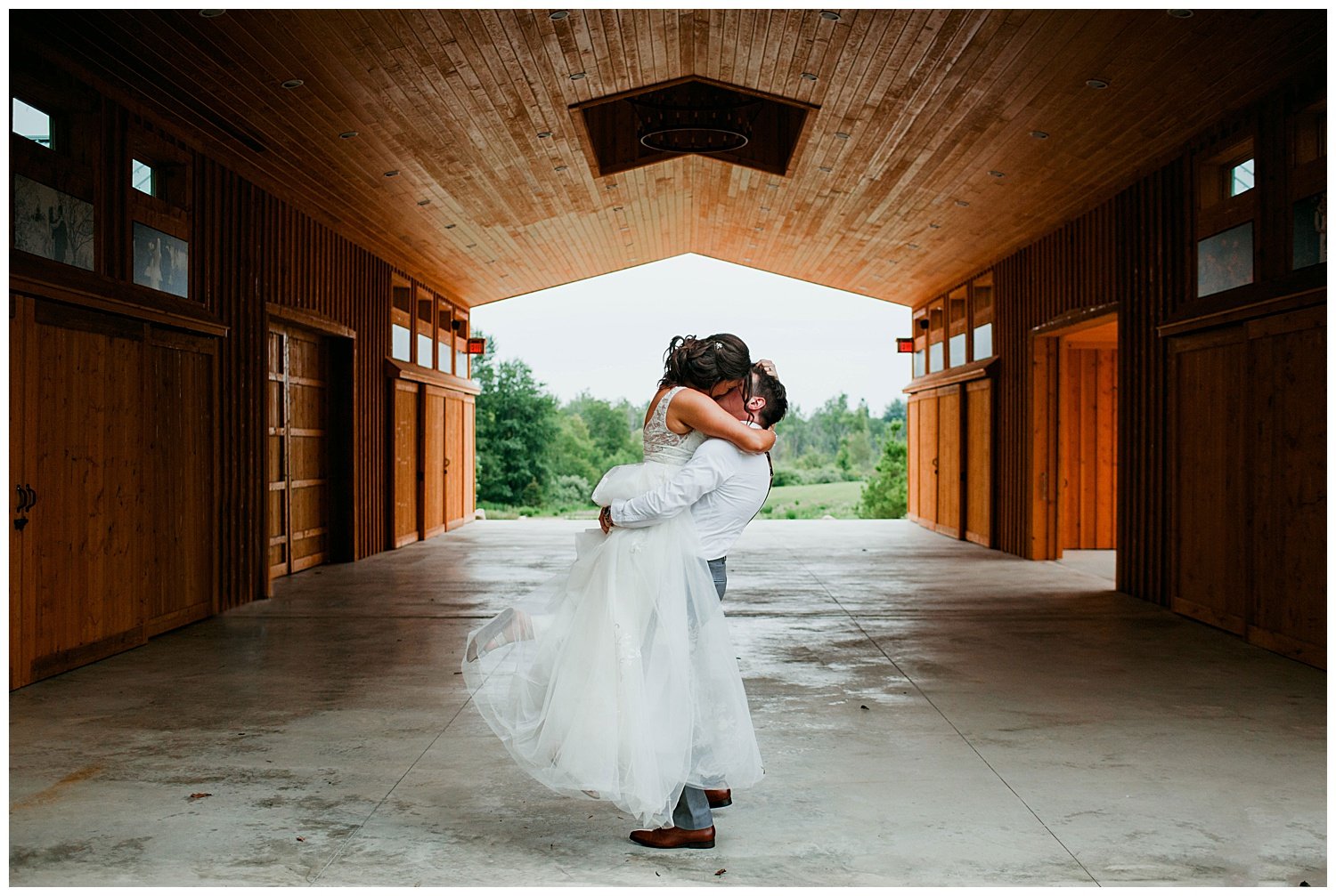 Inisfree Farms Wedding Photography Morgan Stell Gingertown97.jpg