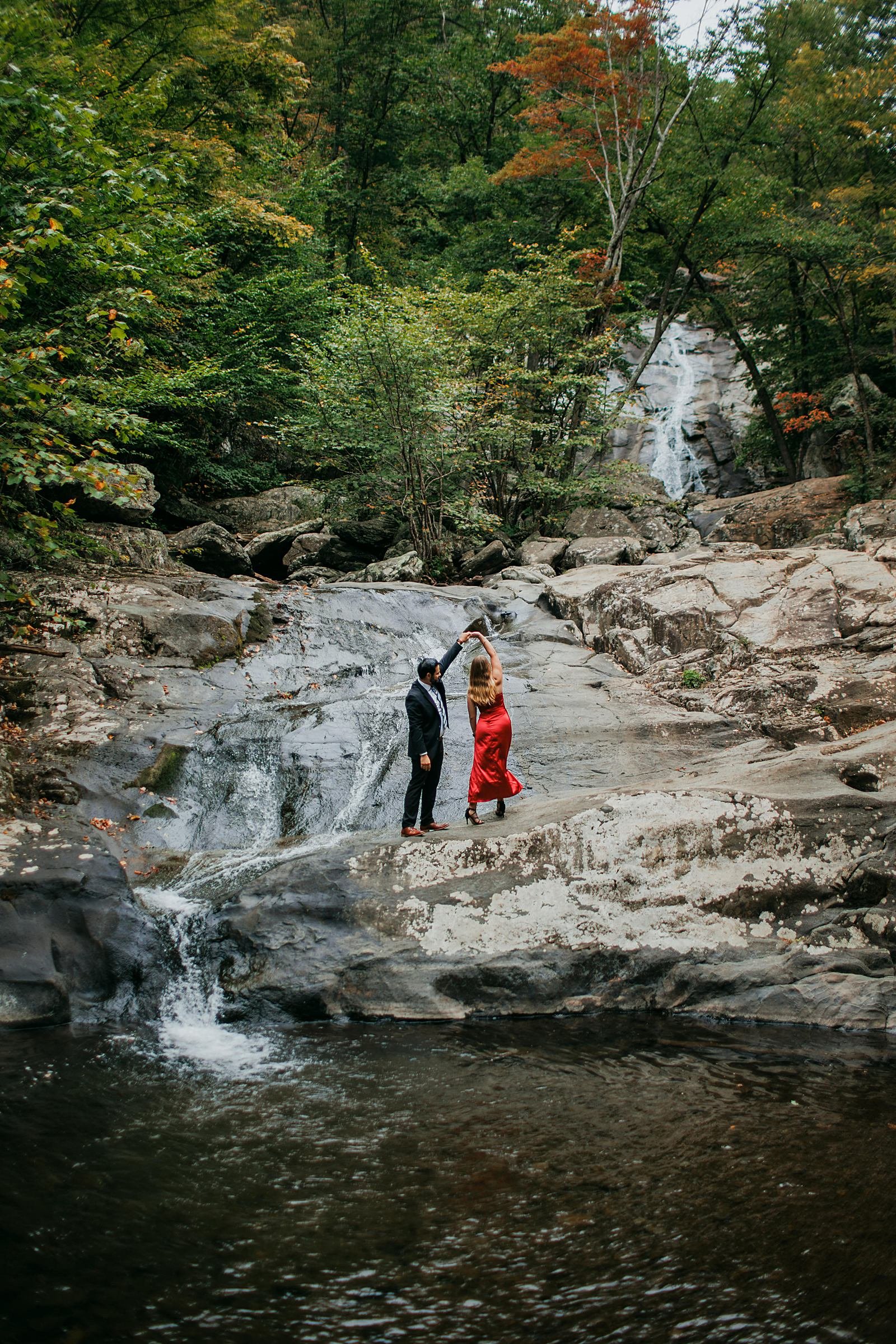 Shenandoah Waterfall Engagement Photography4.jpg