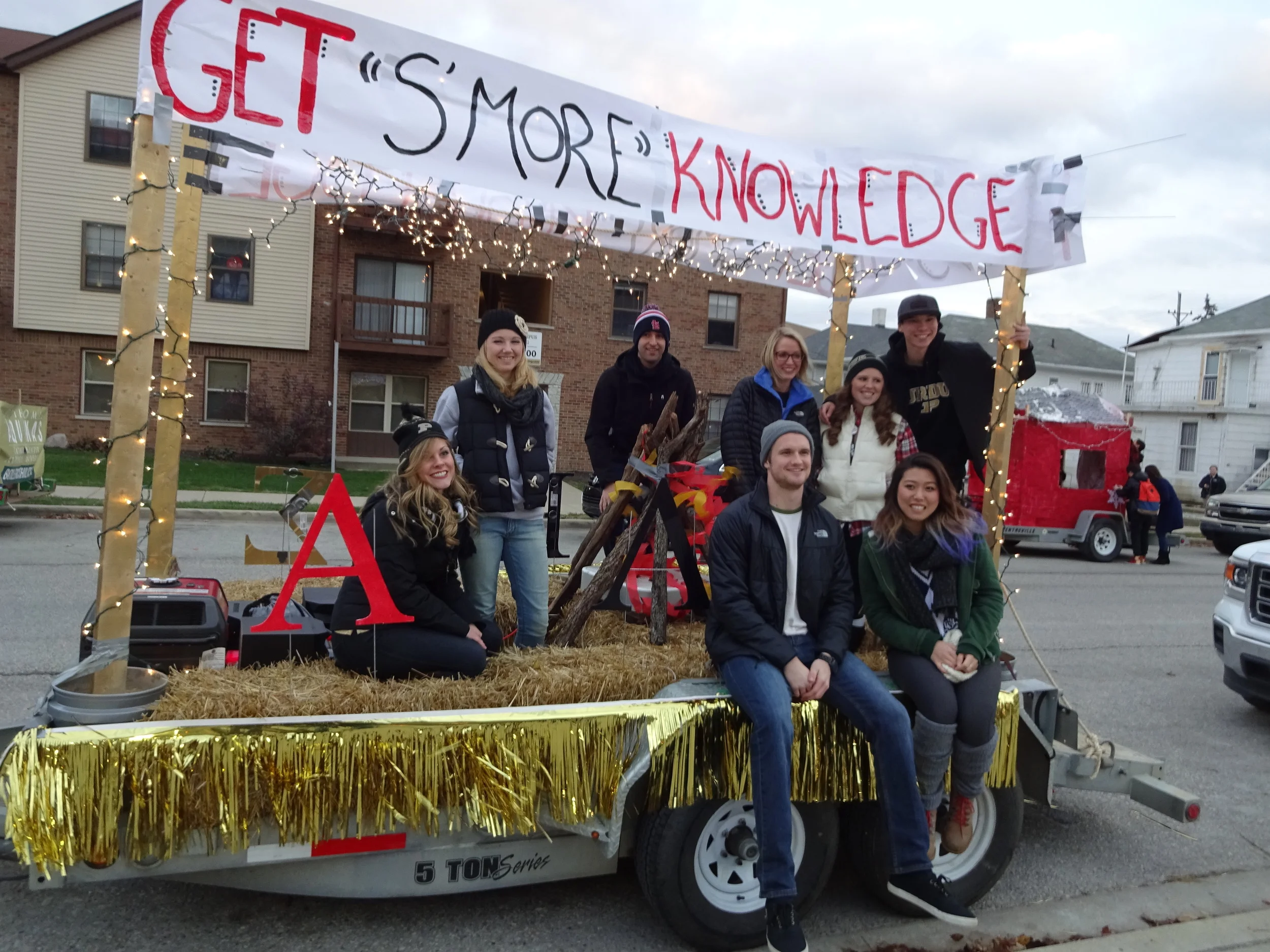 purdue university's alpha lambda delta homecoming float (and first place winner!)
