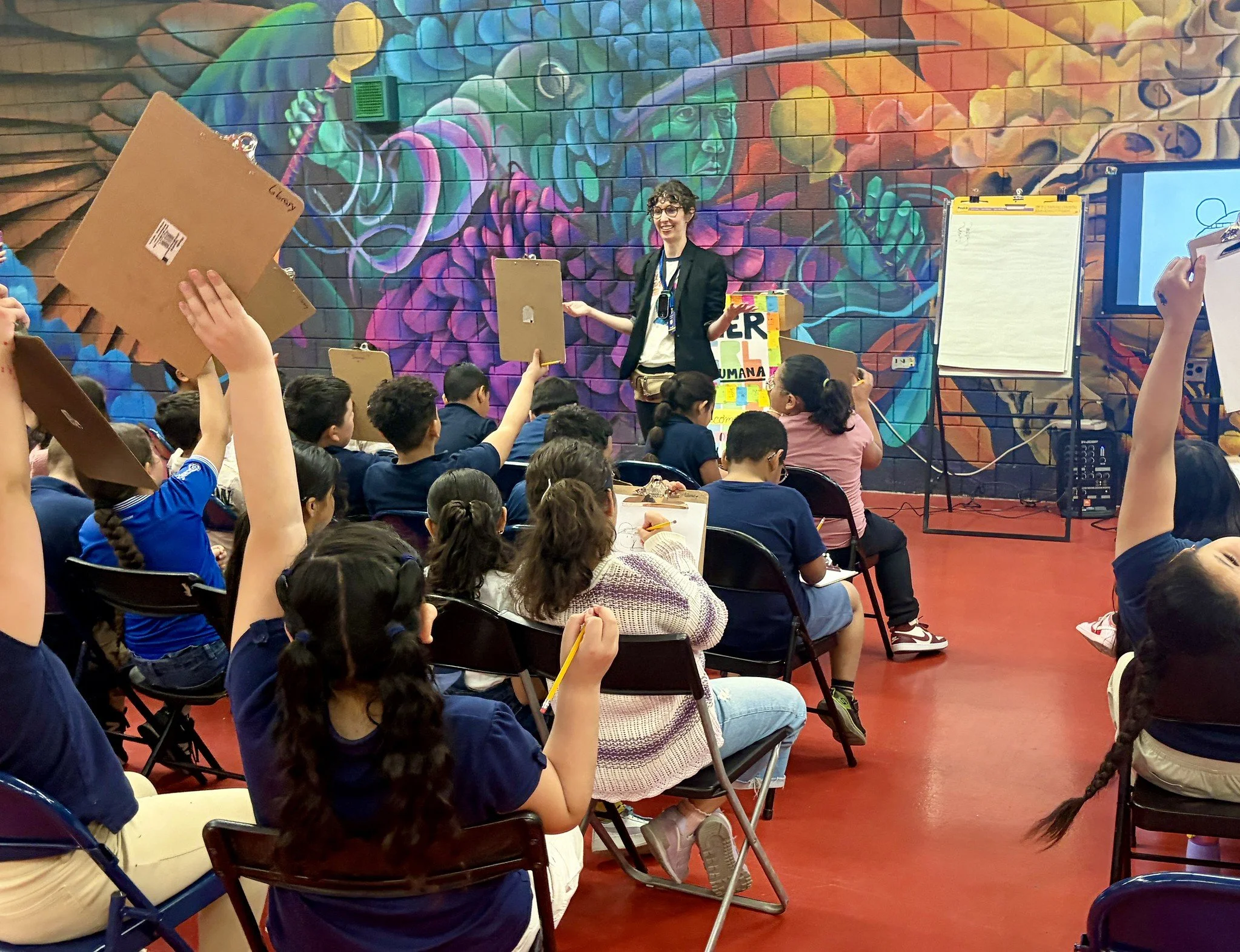 Victoria Jamieson with 3rd graders at Umana Academy