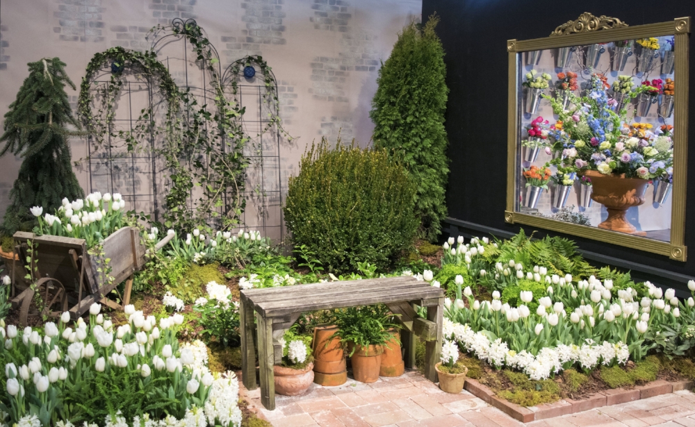 The Nashville Antiques And Garden Show In Review City Farmhouse