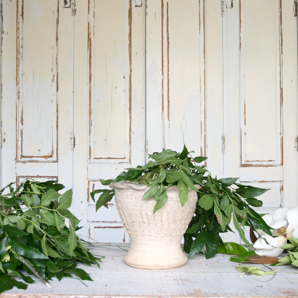 How to: Summer Flower Arranging by Trace Barnett | City Farmhouse Event Venue | Franklin TN