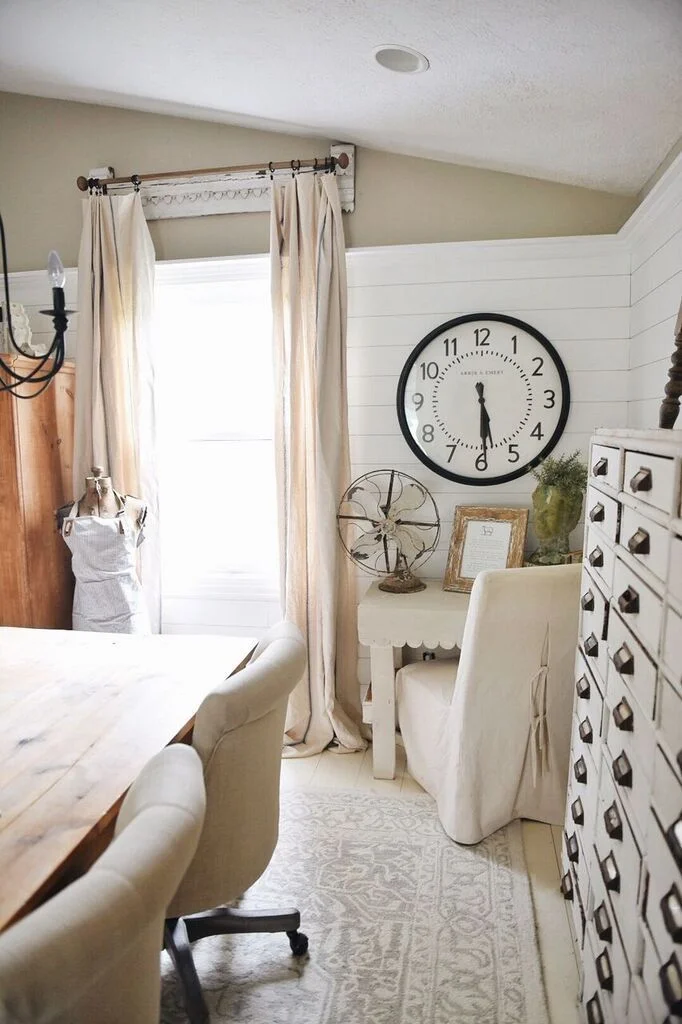 Vintage clock on the Liz Marie Blog