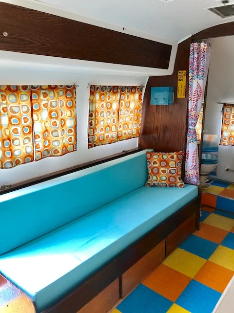 Bench inside Airsteam