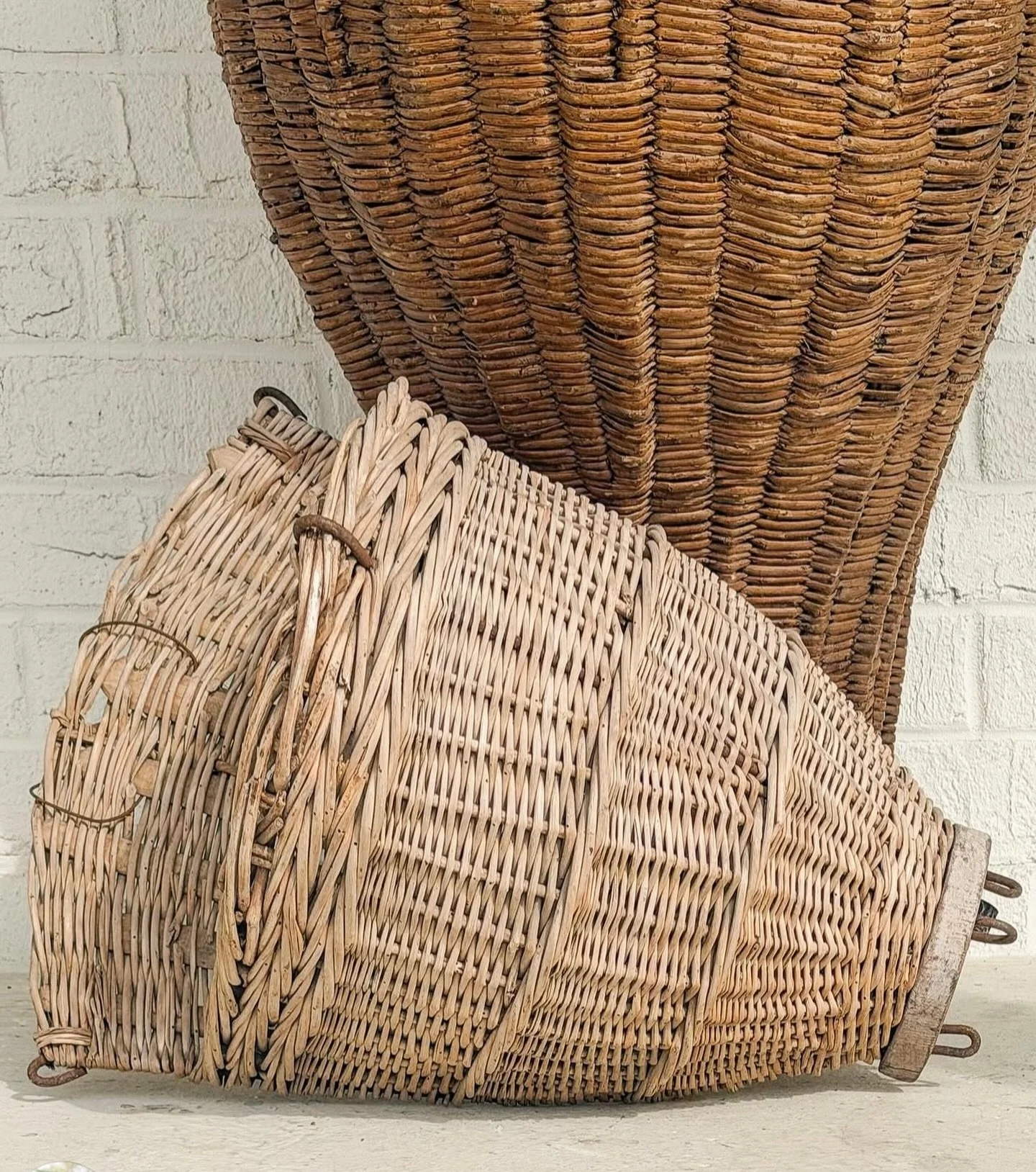 French Grape Picking Baskets headed to the City Farmhouse Vintage Fling 🎉 @soulofasouthernhome

June 12-13 
at the gorgeous Bicentennial Park Pavilion 
in America&rsquo;s Favorite Small Town Franklin, TN!

🎟️ TICKETS ON SALE NOW AT THE LINK IN BIO 