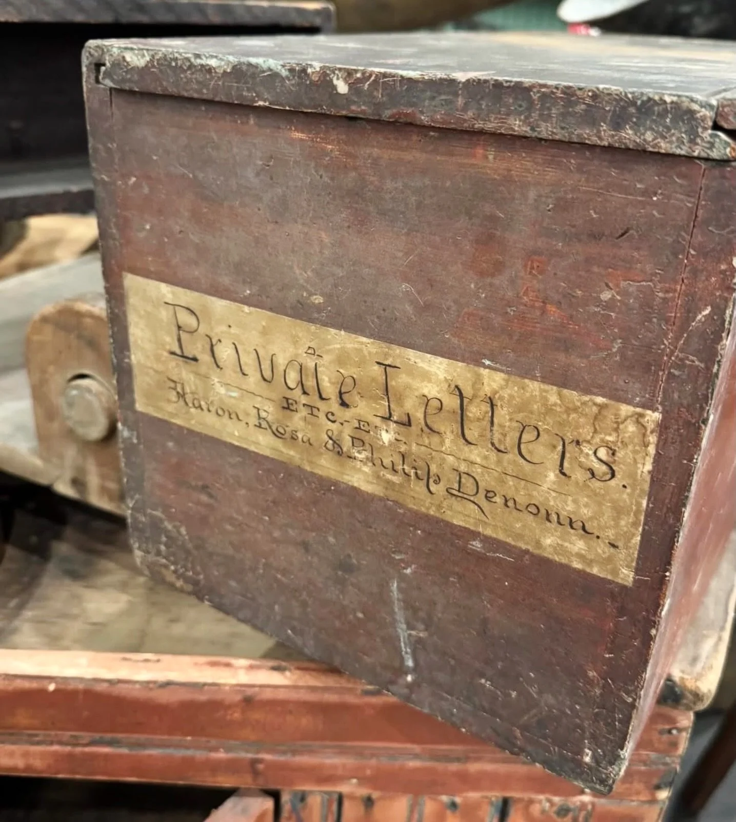 Private Letters &hellip; I love this! So romantic 💗 I wonder if there are love letters in this box. If not, it should be. Coming to the City Farmhouse Vintage Fling! Great find! @fullersfurnishingstn 
.
June 12-13 at Bicentennial Park in beautiful D