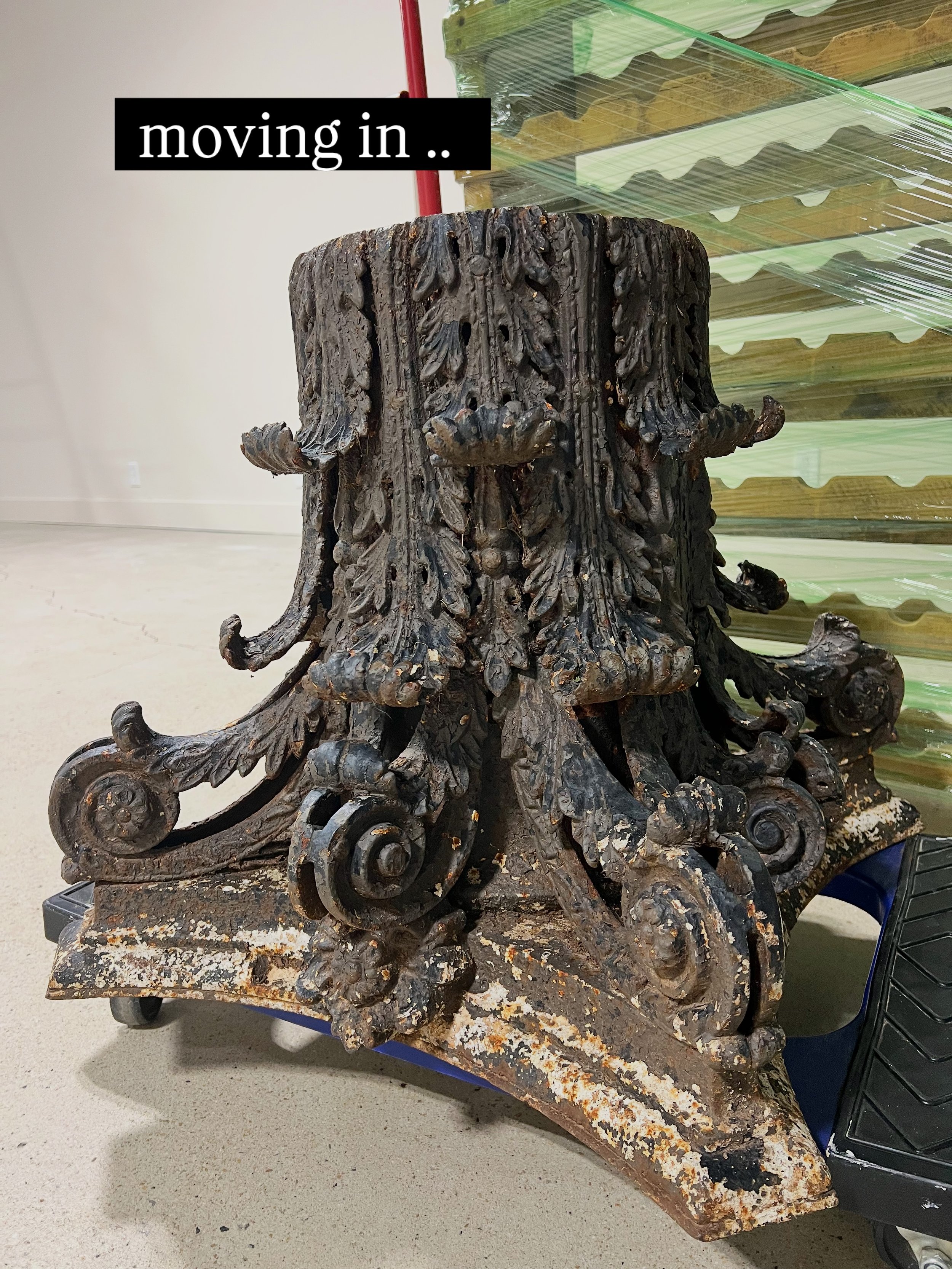 Still planning how I&rsquo;ll display this gorgeous monumental 1800s cast iron Corinthian capital in the new warehouse/showroom. I bought it for its historical significance in architecture and for its art quality. And it&rsquo;s in old black paint! ?