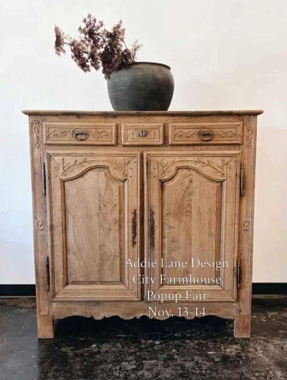 Heather, @addielanedesign has always been a favorite at the City Farmhouse Popup Fair. 💛 She&rsquo;s exhibited at almost all of them, so many of you know her well.

She&rsquo;s curating for the Fair now, as is all of our vendors. Because as shoppers