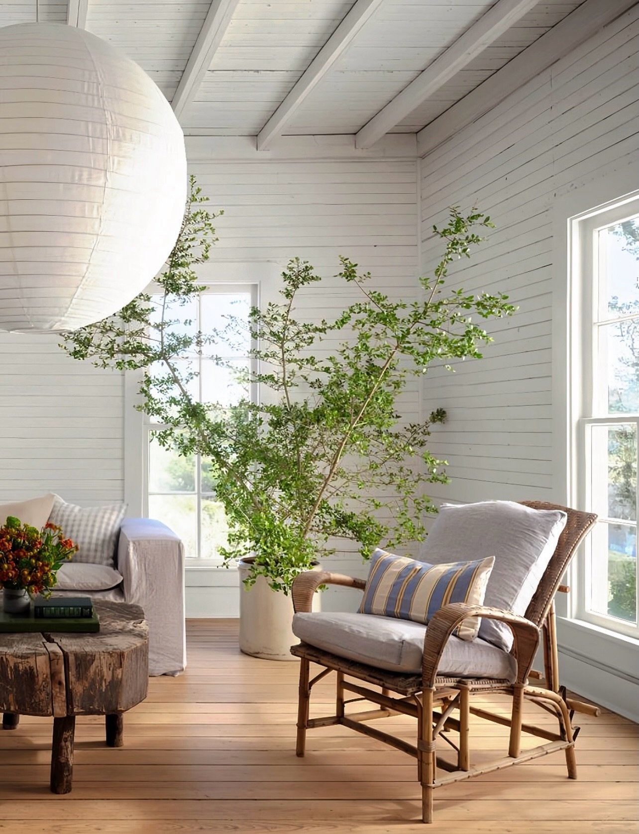Happened upon this beautiful space while scrolling. I love all of the design elements, particularly this coffee table. We just happen to have a very similar one that just arrived from France. Slide through the carousel to see it when it arrived in ou