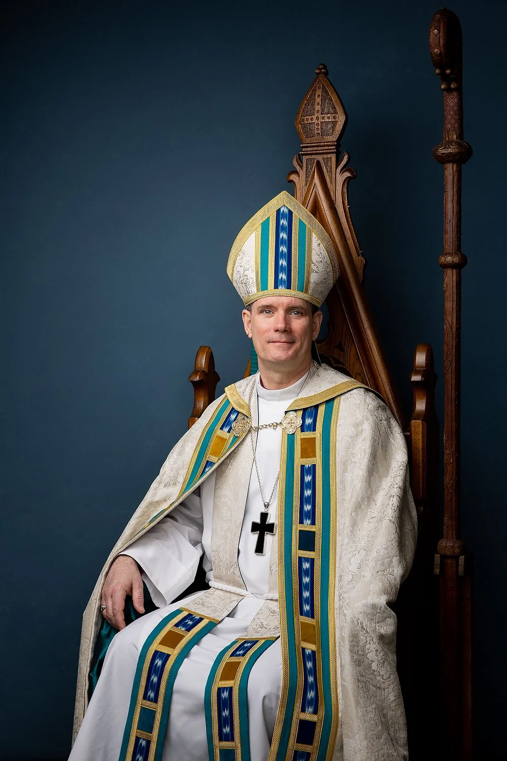 Bishop_Jeffrey_Mello_0198-Edit.JPG